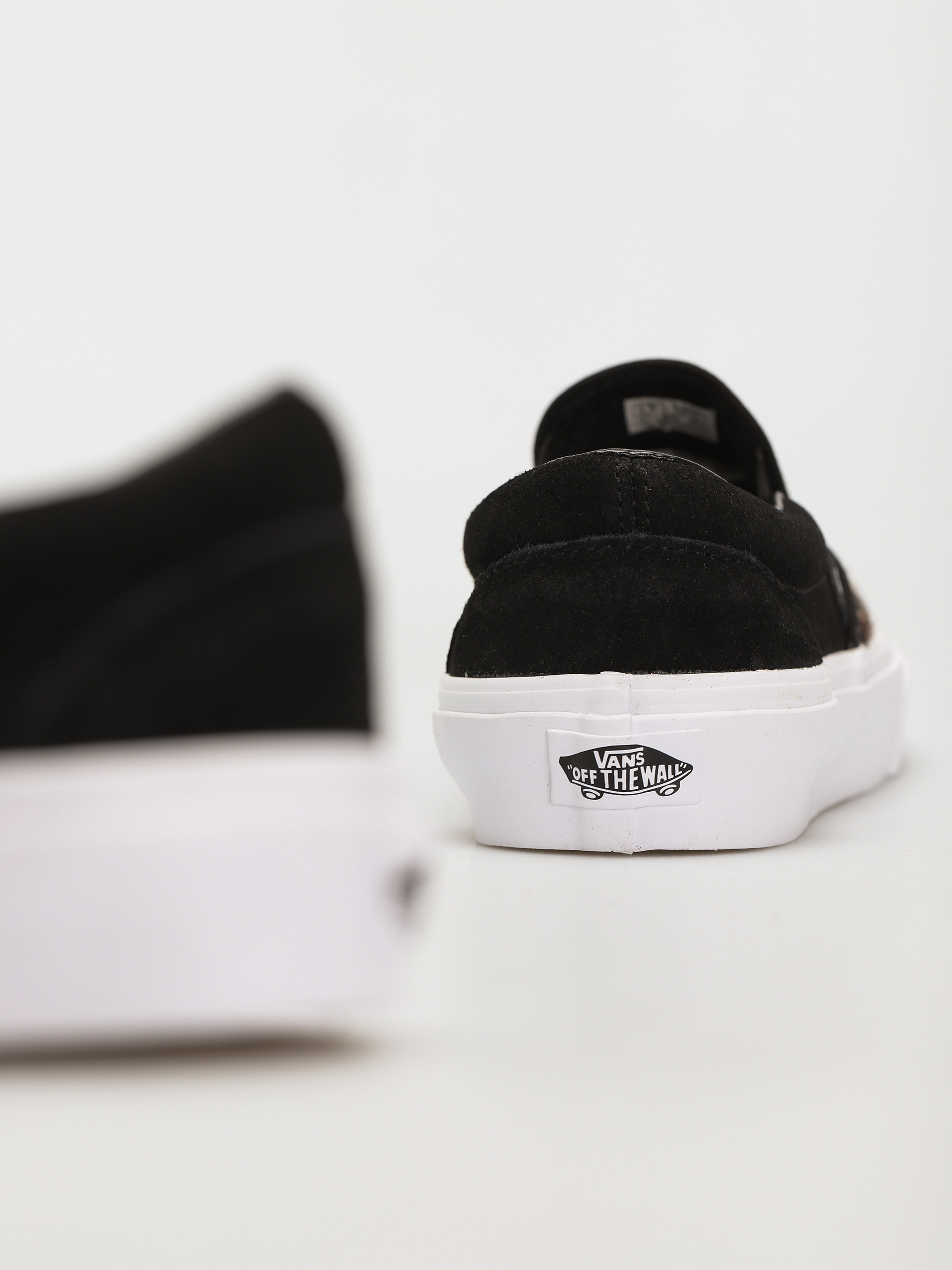Vans Classic Slip On Cipők (soft suede/black/tiger)