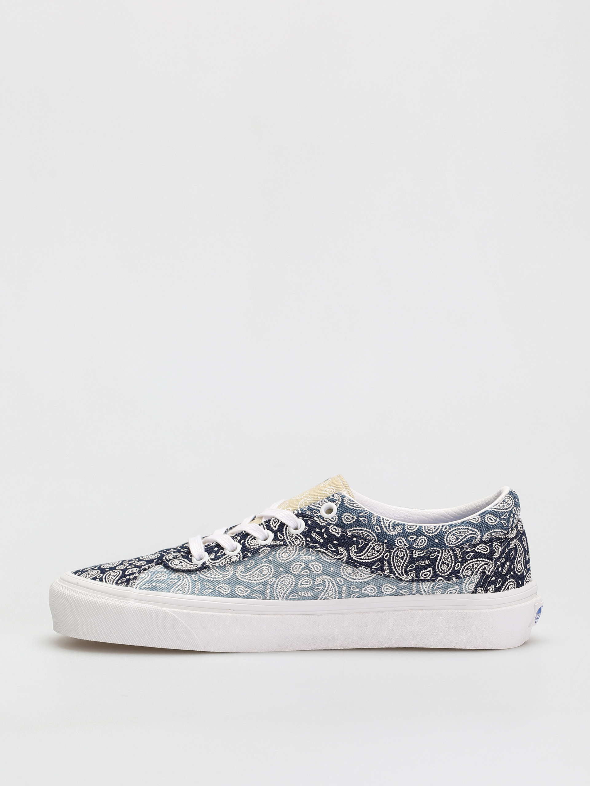Vans Bold Ni Cipők (bandana/multi/true white)