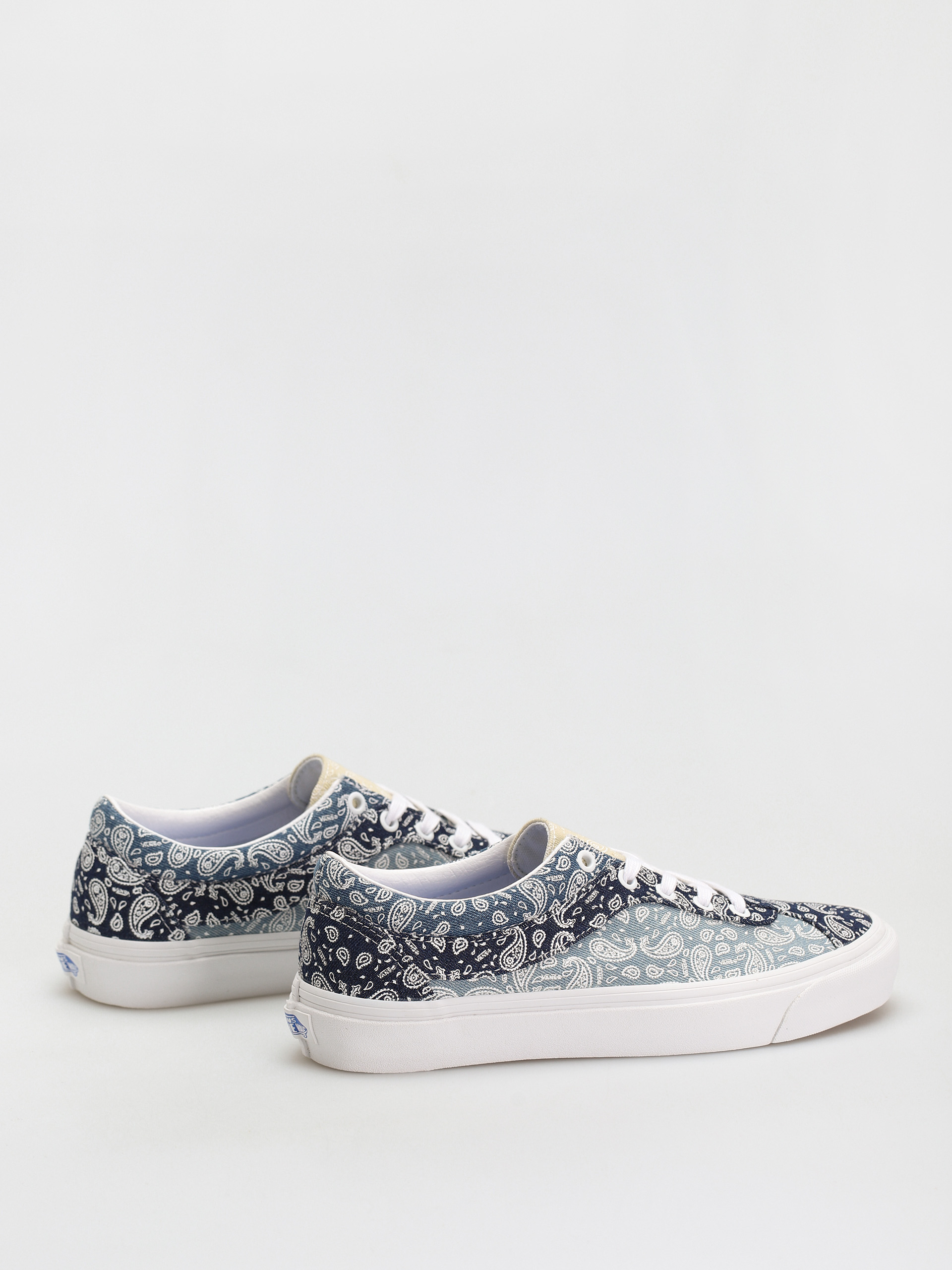 Vans Bold Ni Cipők (bandana/multi/true white)