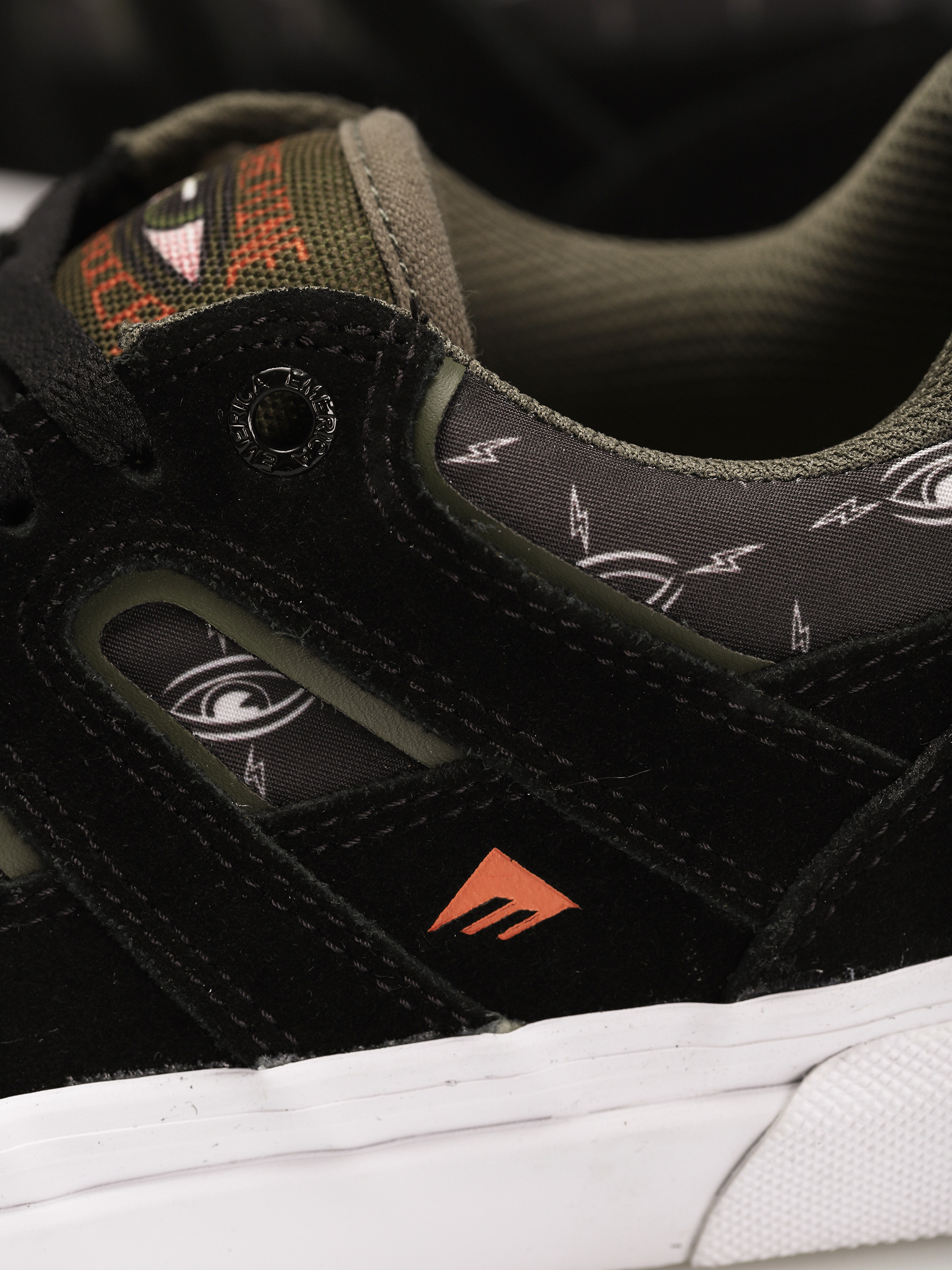 Emerica Tilt G6 Vulc X Toy Machine Cipők (black)