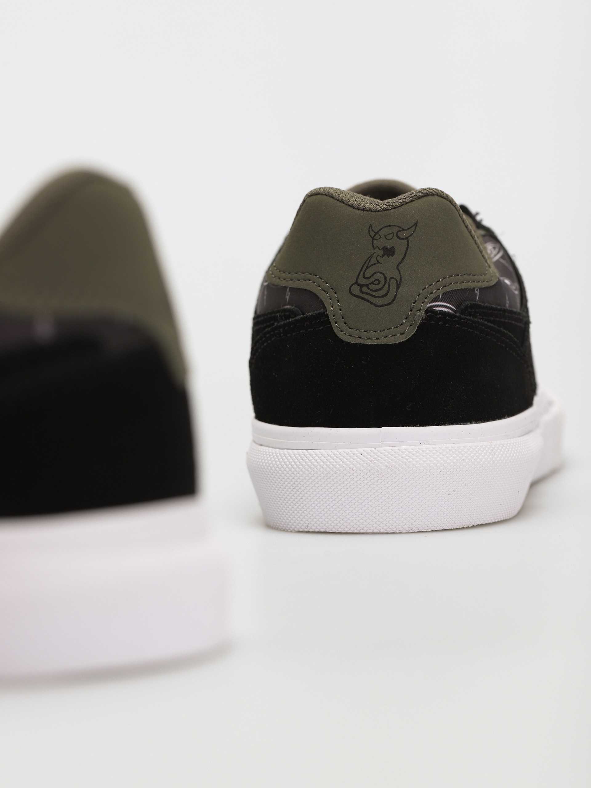 Emerica Tilt G6 Vulc X Toy Machine Cipők (black)