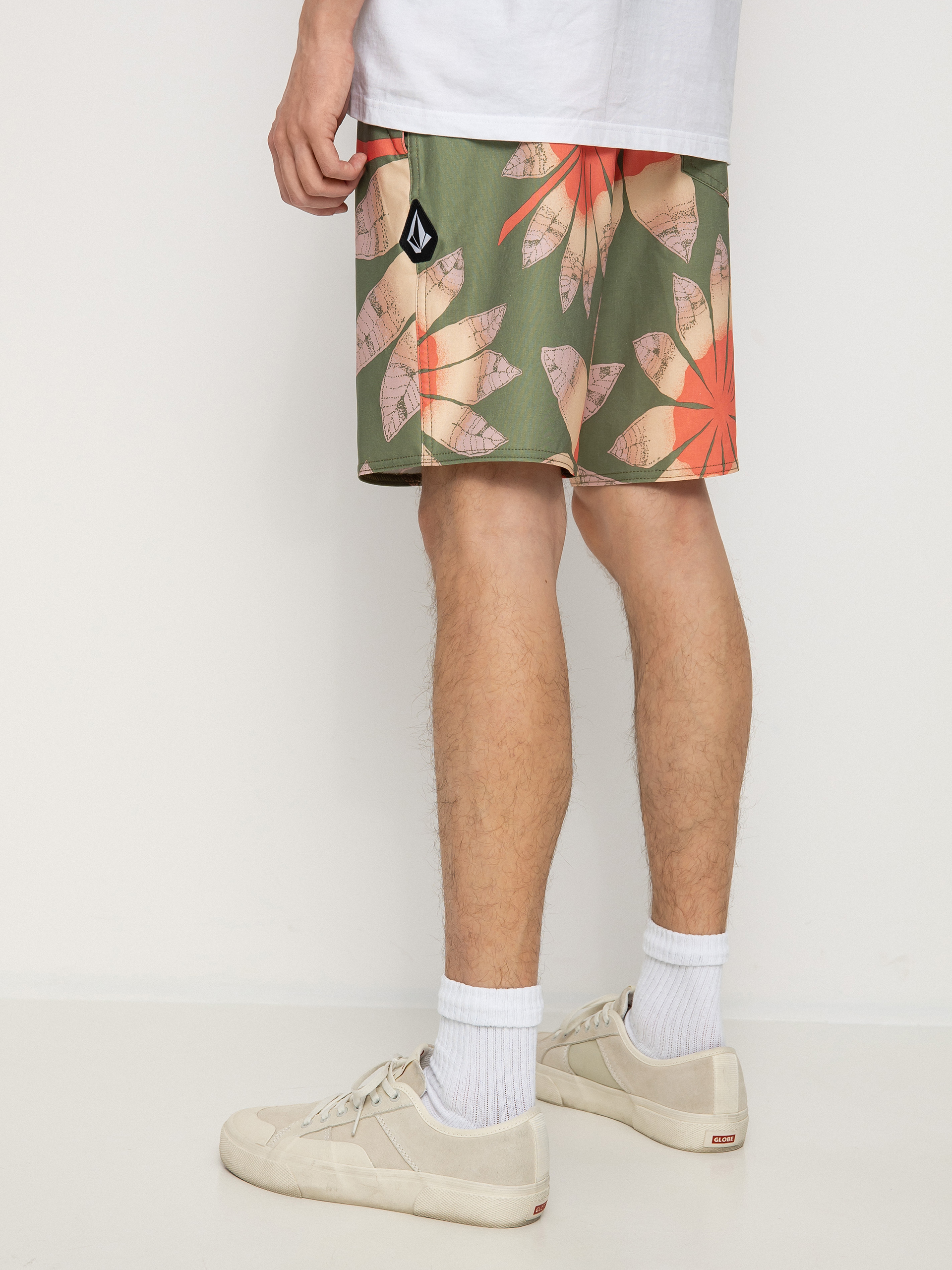 Volcom Sunder Stoney 19 Boardshort (martini olive)