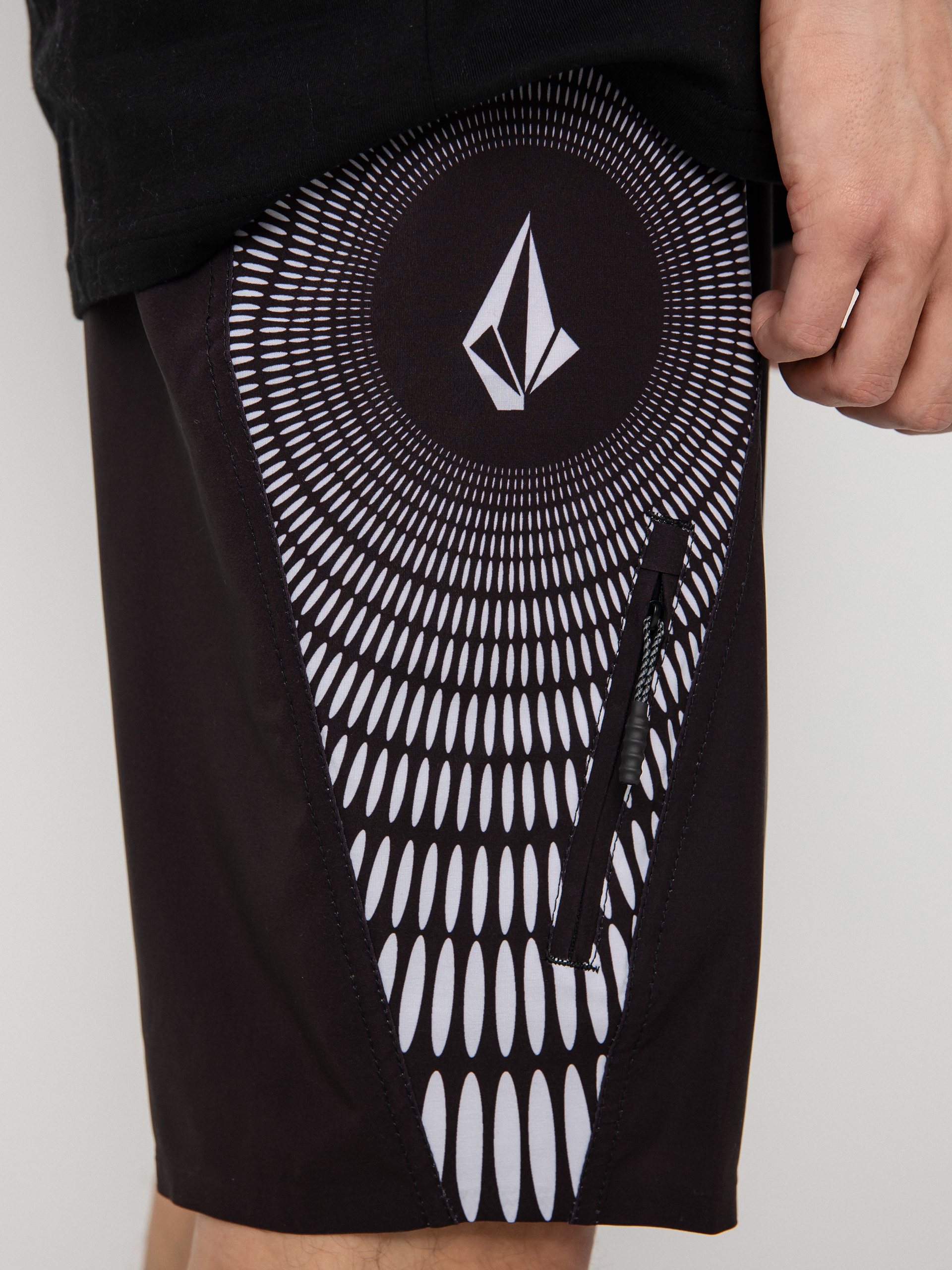 Volcom Surf Vitals J Robinson Mod 20 Boardshort (black)