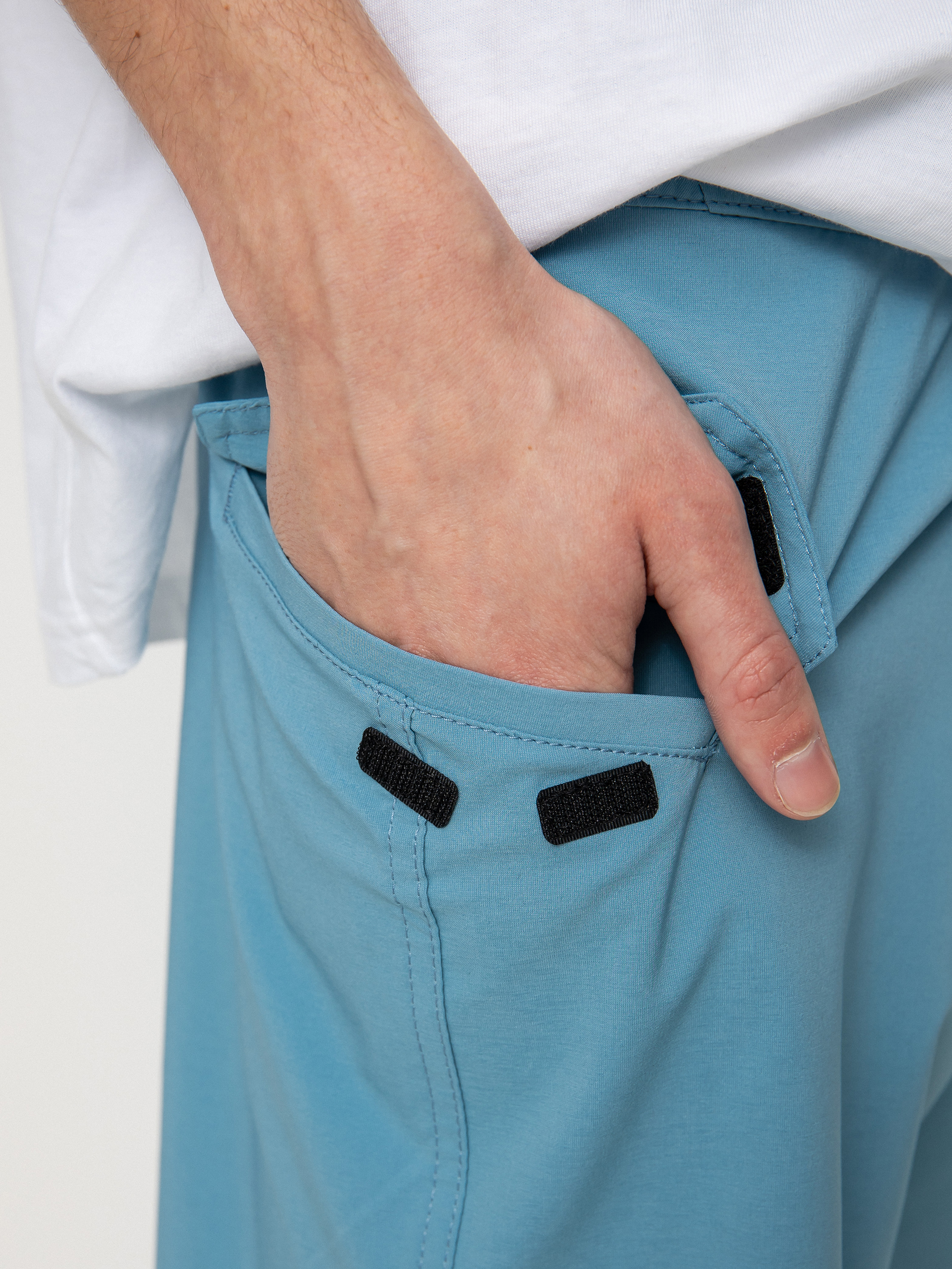 Volcom Lido Solid Mod 18 Boardshort (niagara)