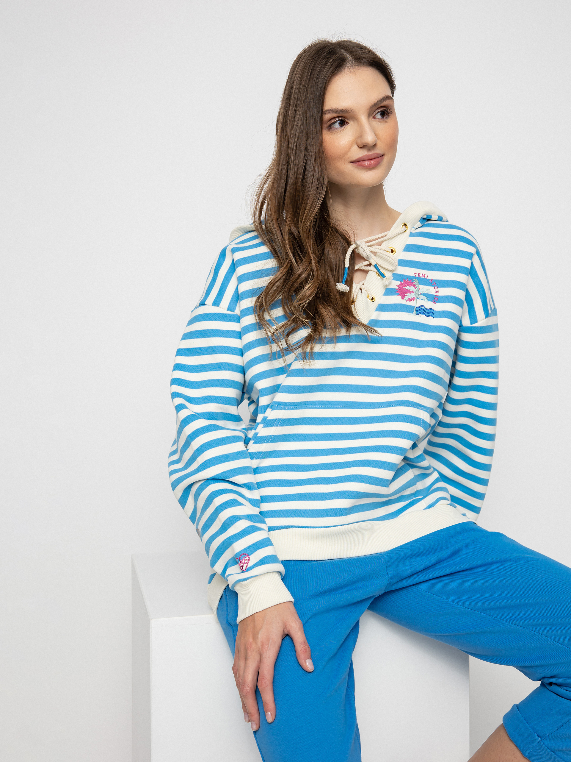 Femi Stories Lelia HD Kapucnis pulóver Wmn (bes)