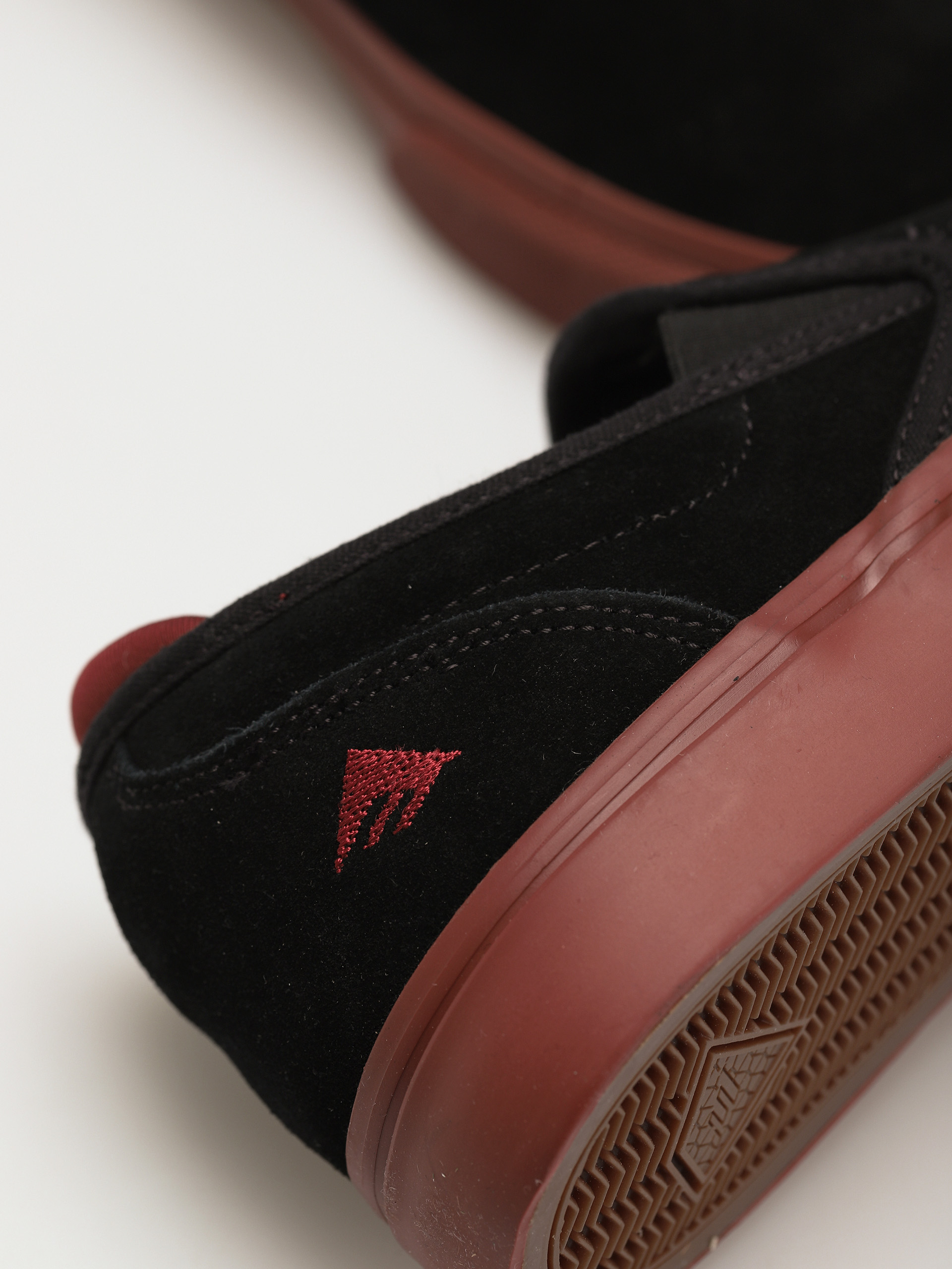 Emerica Wino G6 Slip-On Cipők (black/red/gum)