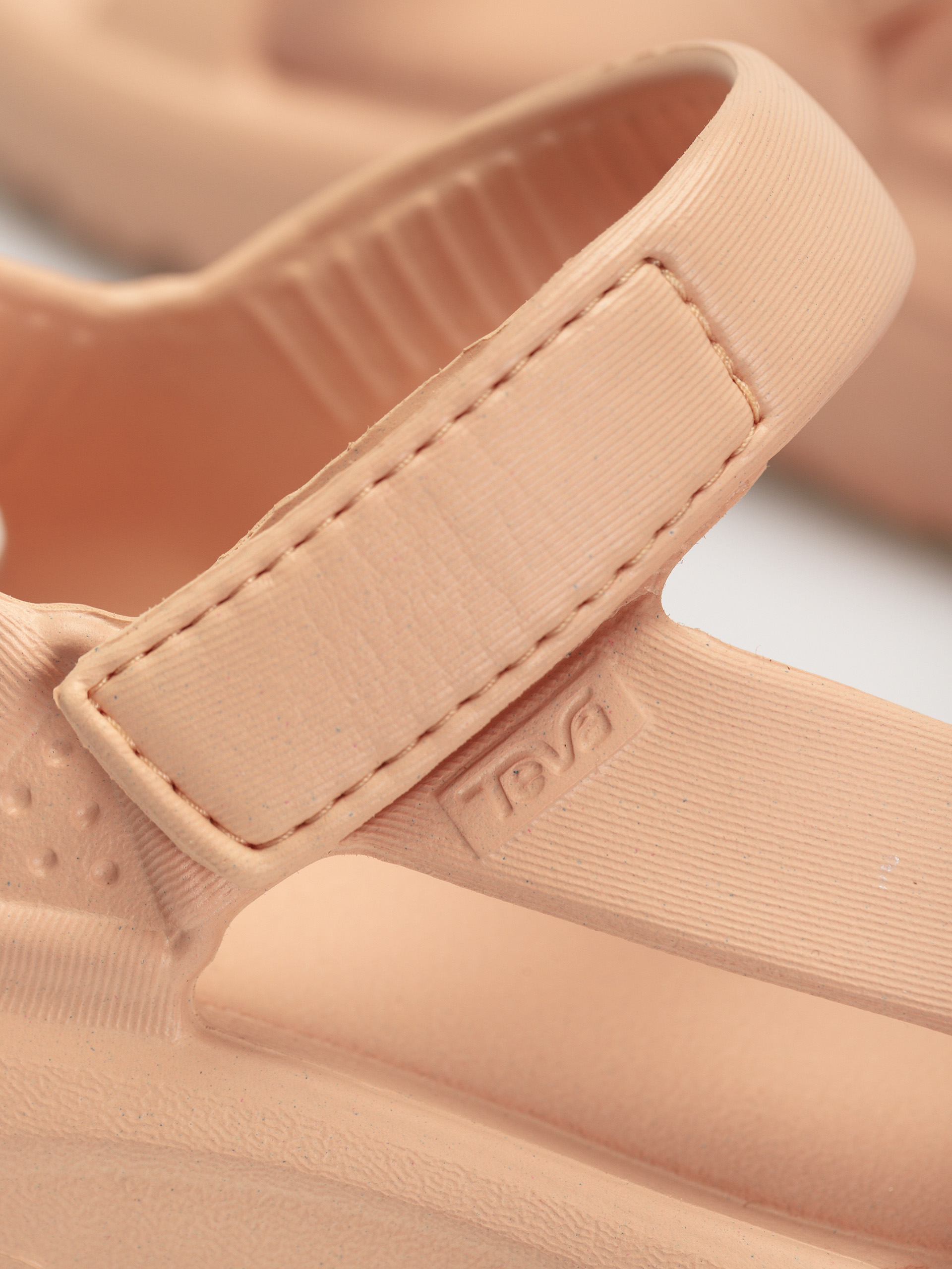 Teva Hurricane Drift Szandálok Wmn (beach sand)