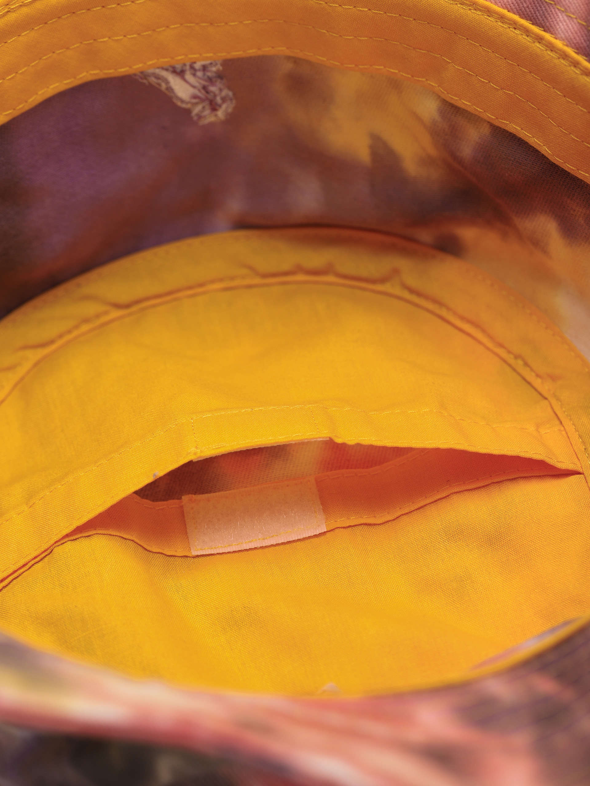 Kangol Tie Dye Bucket Kalap (galaxy)