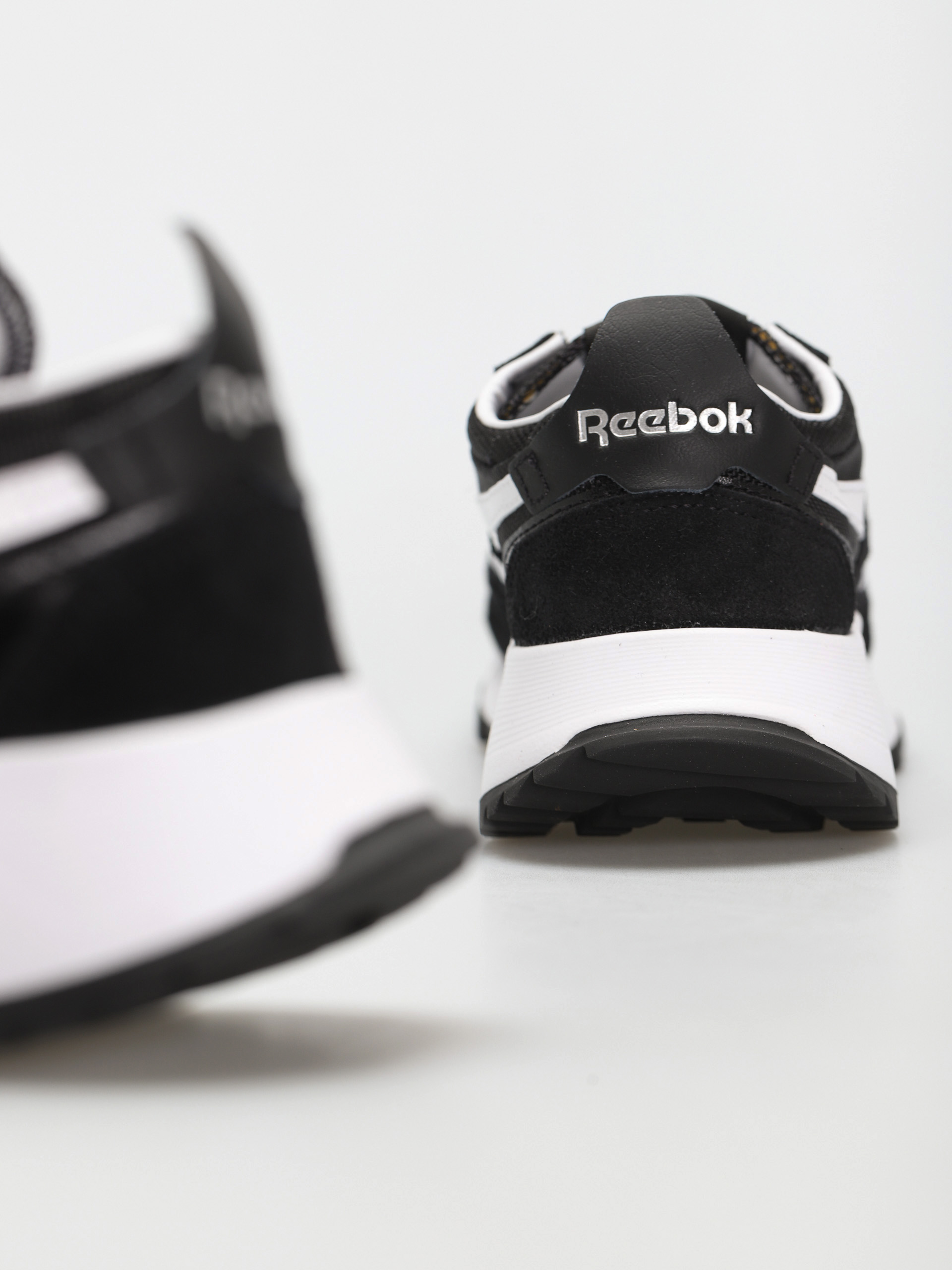 Reebok Cl Legacy Cipők (cblack/cdgry7/vecred)