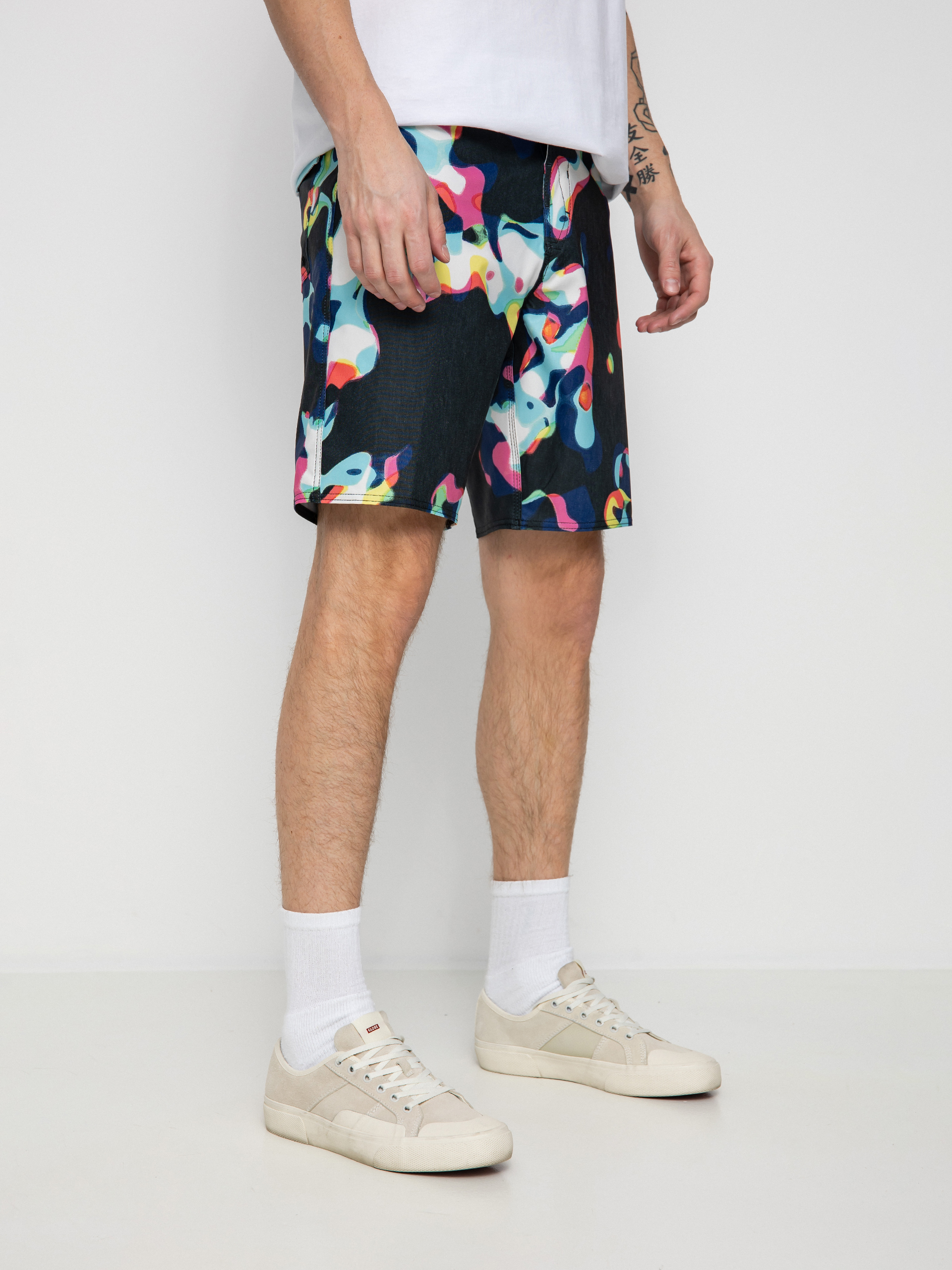 Volcom Saturate Stoney 19 Boardshort (black)