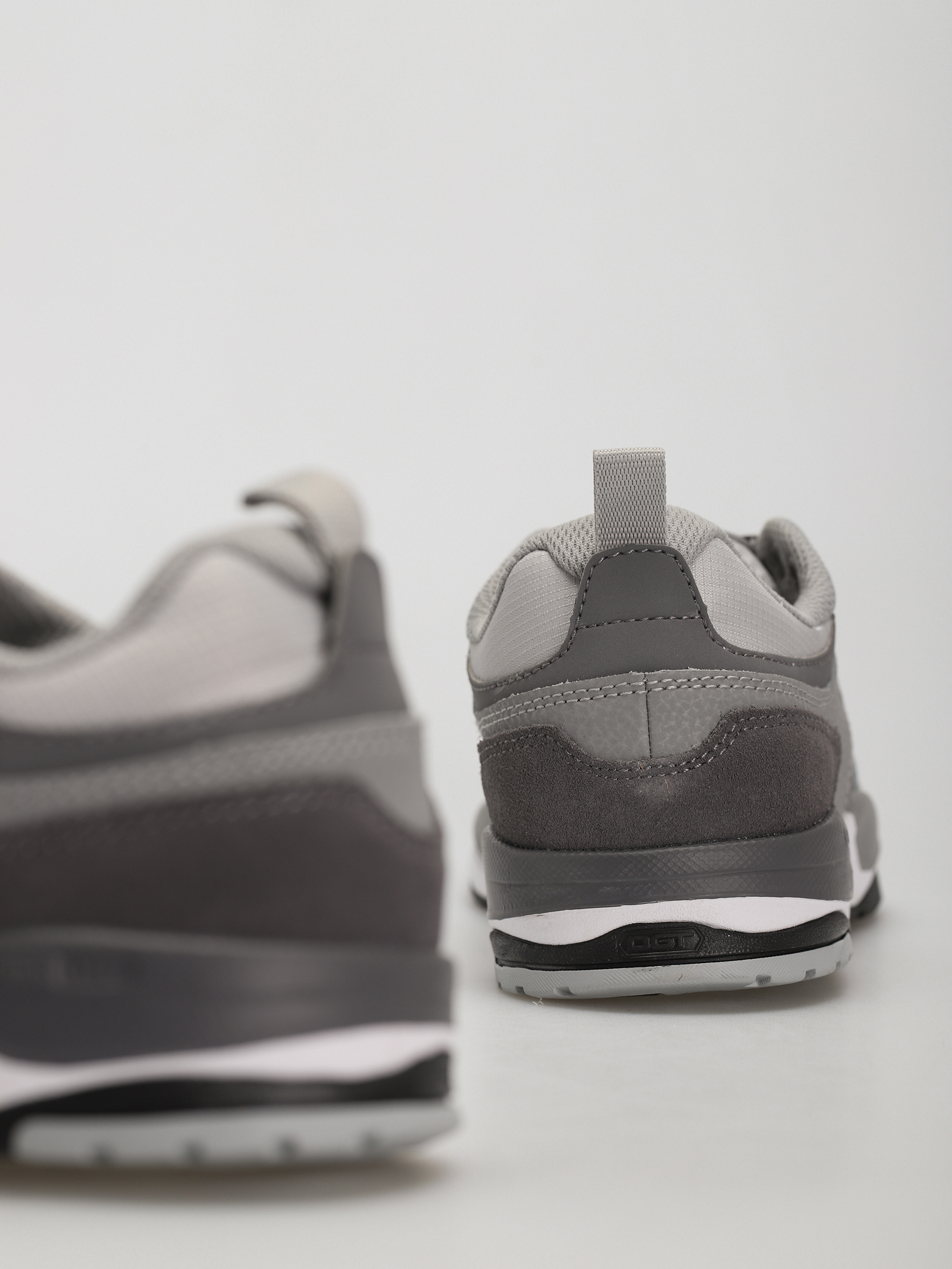 DC E Tribeka Se Cipők (grey/grey/white)