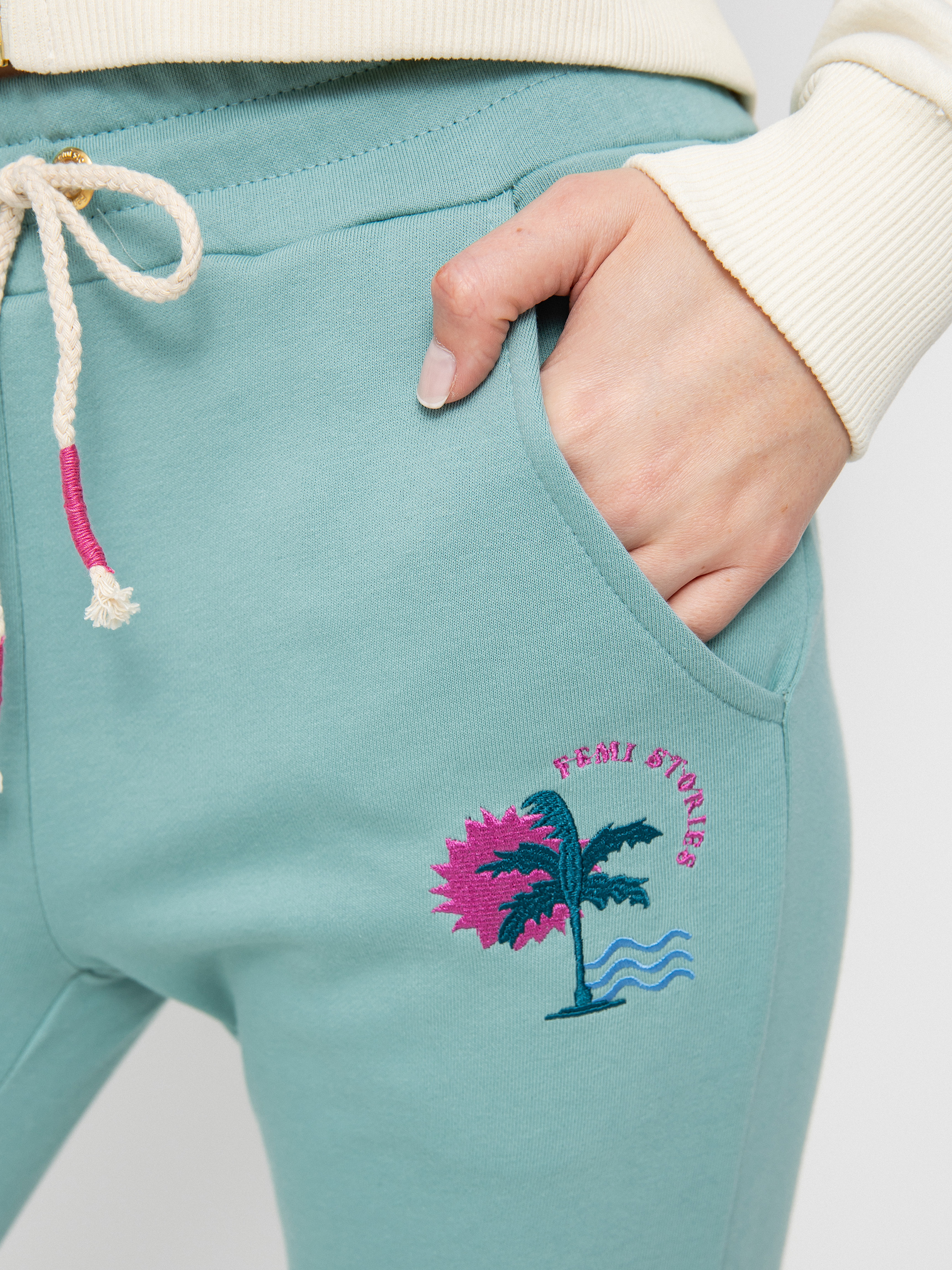 Femi Stories Vano Kisnadrág Wmn (mnt)