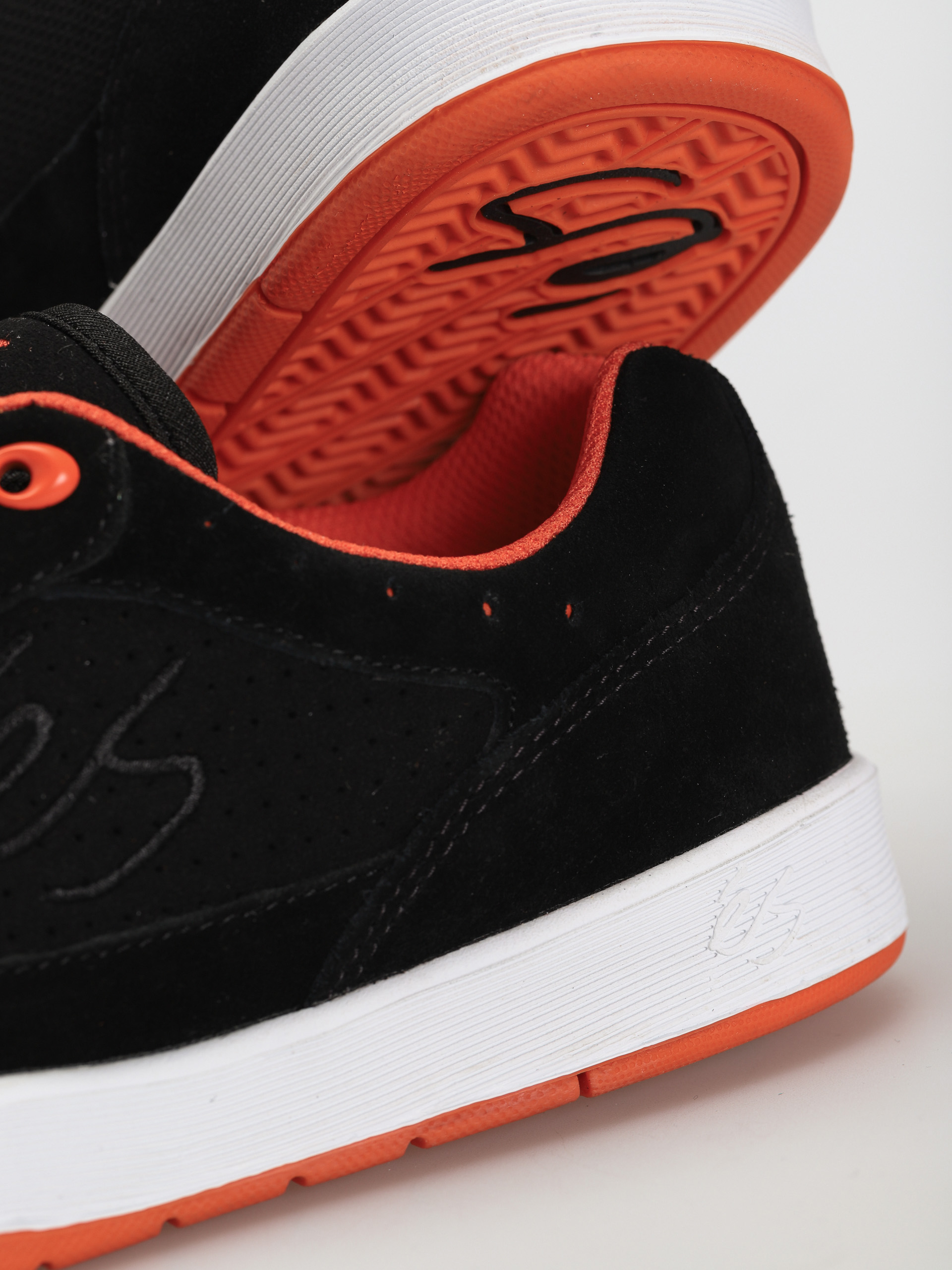eS Swift 1.5 Cipők (black/orange)