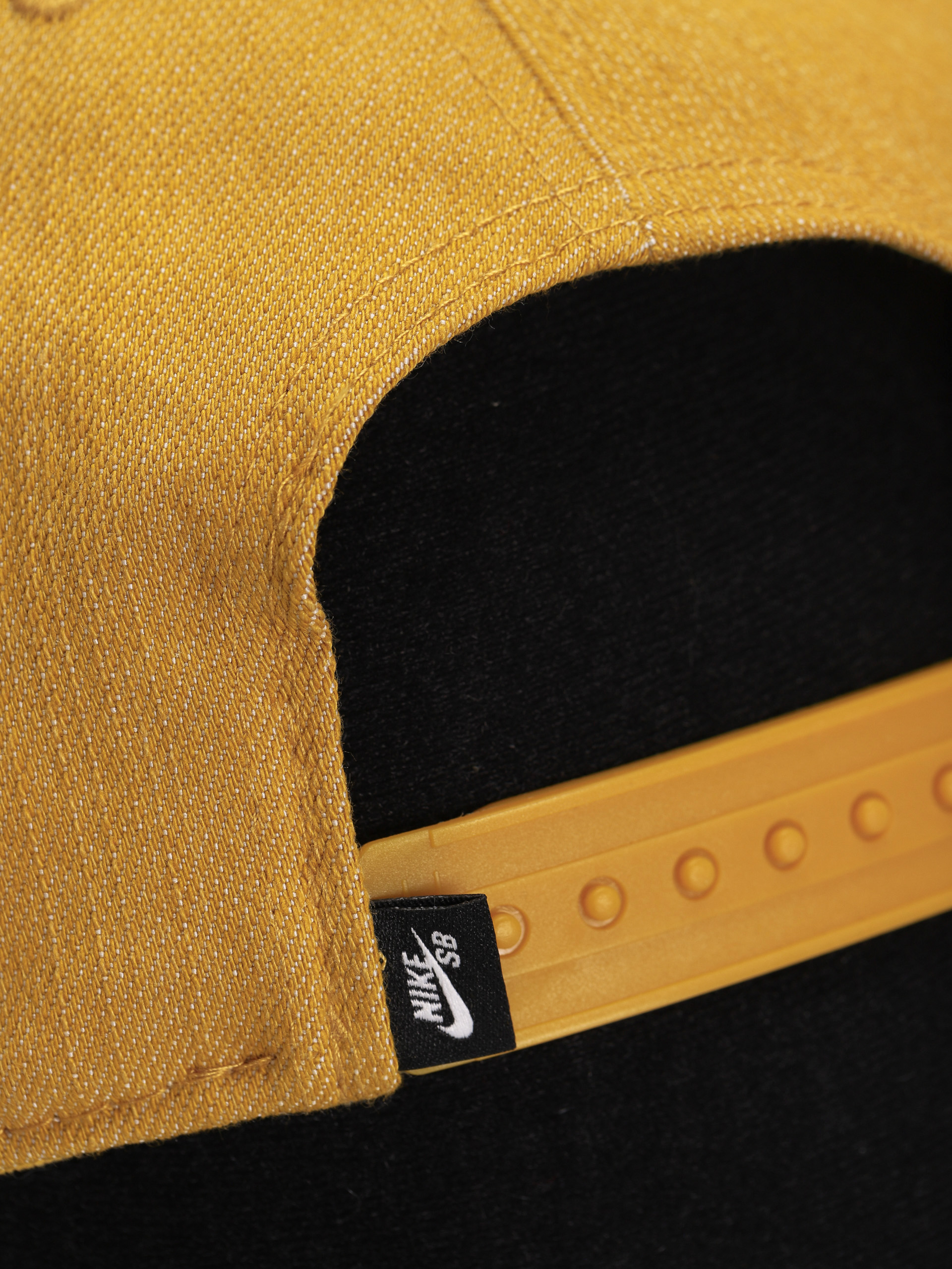 Nike SB V21 Faux Denim Baseball sapka (sanded gold/sanded gold)