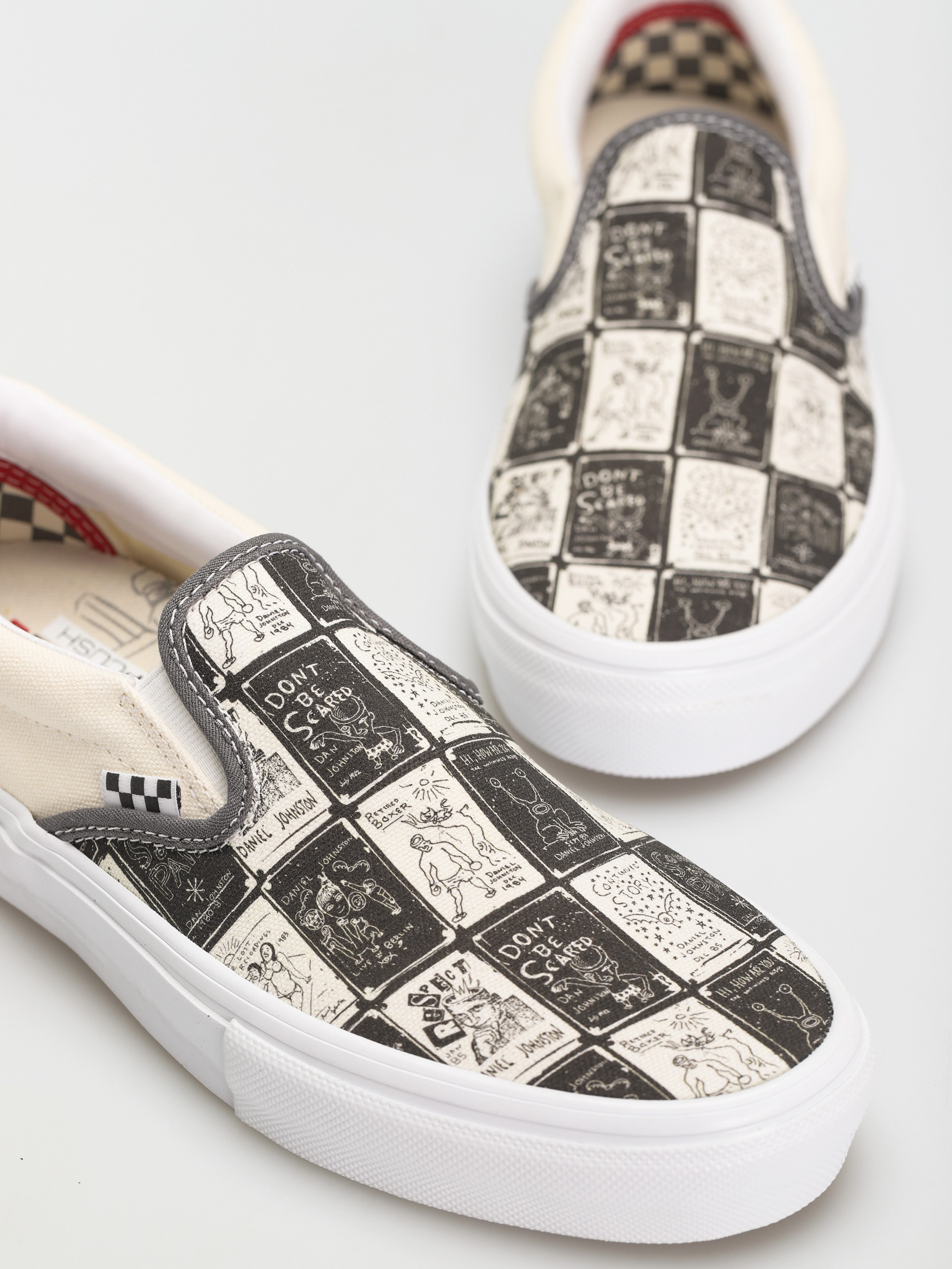 Vans Skate Slip On Cipők (daniel johnston/raven)