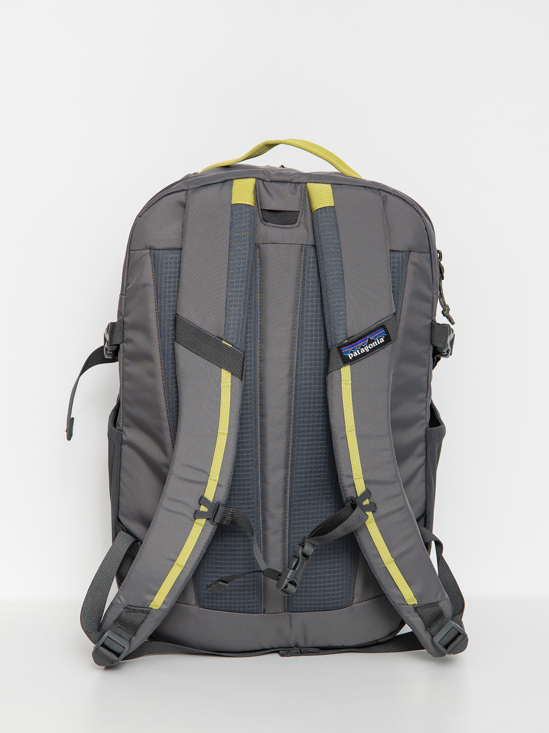 Patagonia Refugio Day Pack 26L Hátizsák (forge grey)