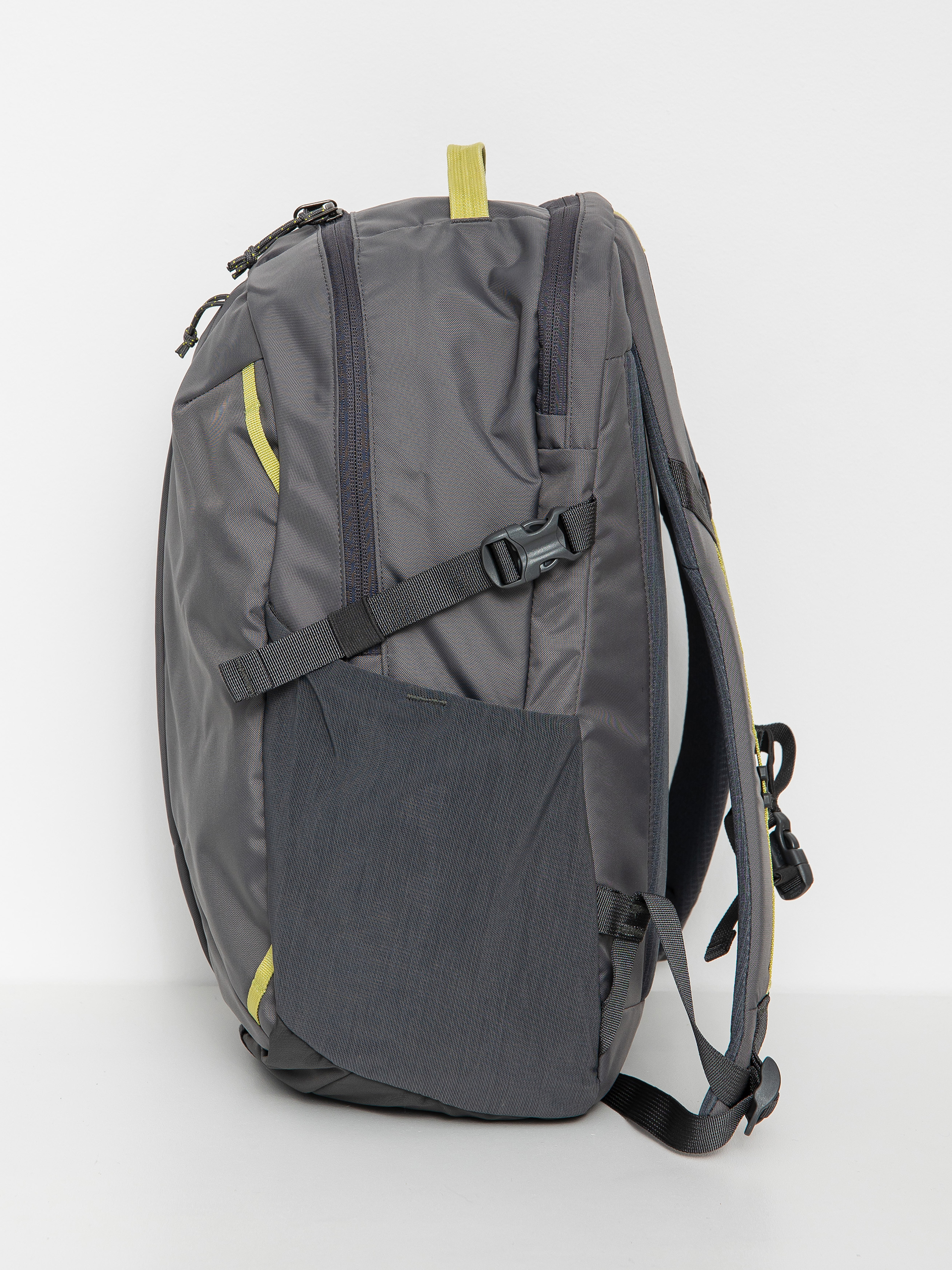 Patagonia Refugio Day Pack 26L Hátizsák (forge grey)