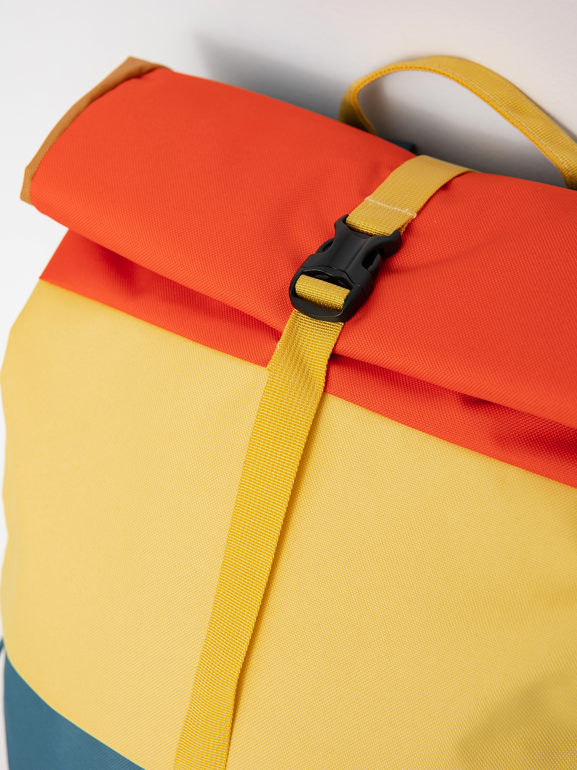 Patagonia Arbor Roll Top Pack Hátizsák (patchwork surfboard yellow)