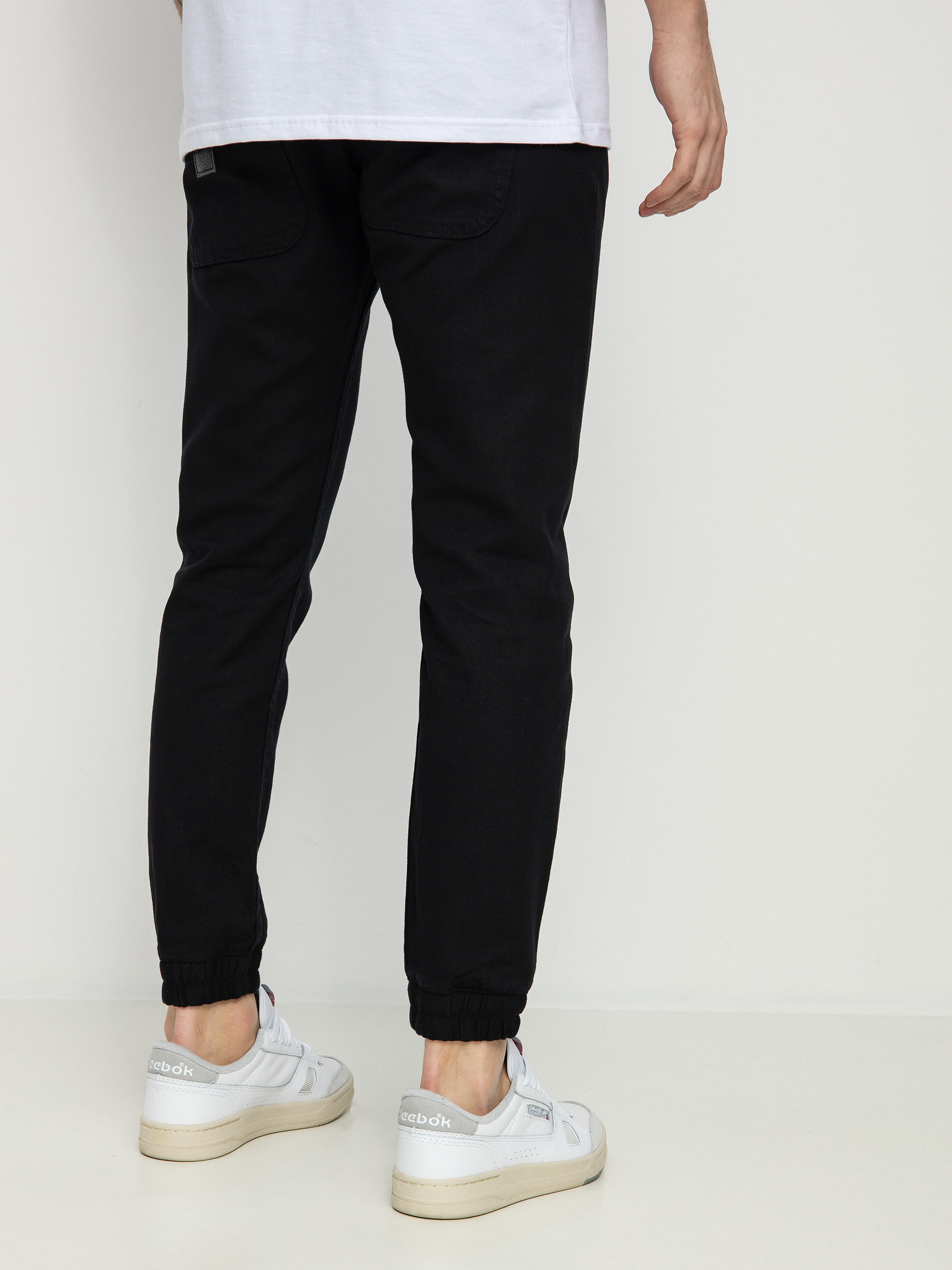 MassDnm Base Joggers Kisnadrág (black)