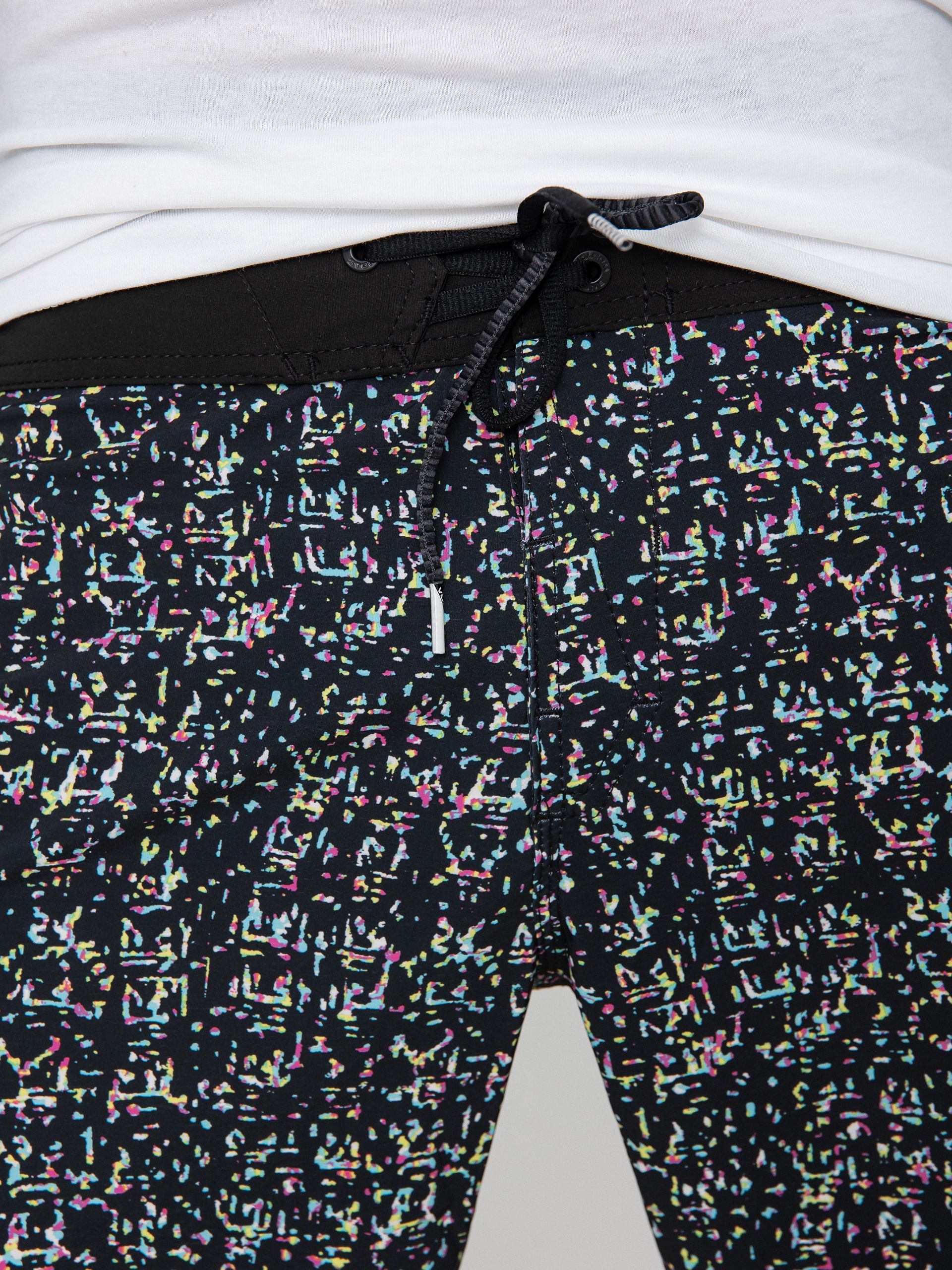 Volcom Mod Revoke 20 Boardshort (black)