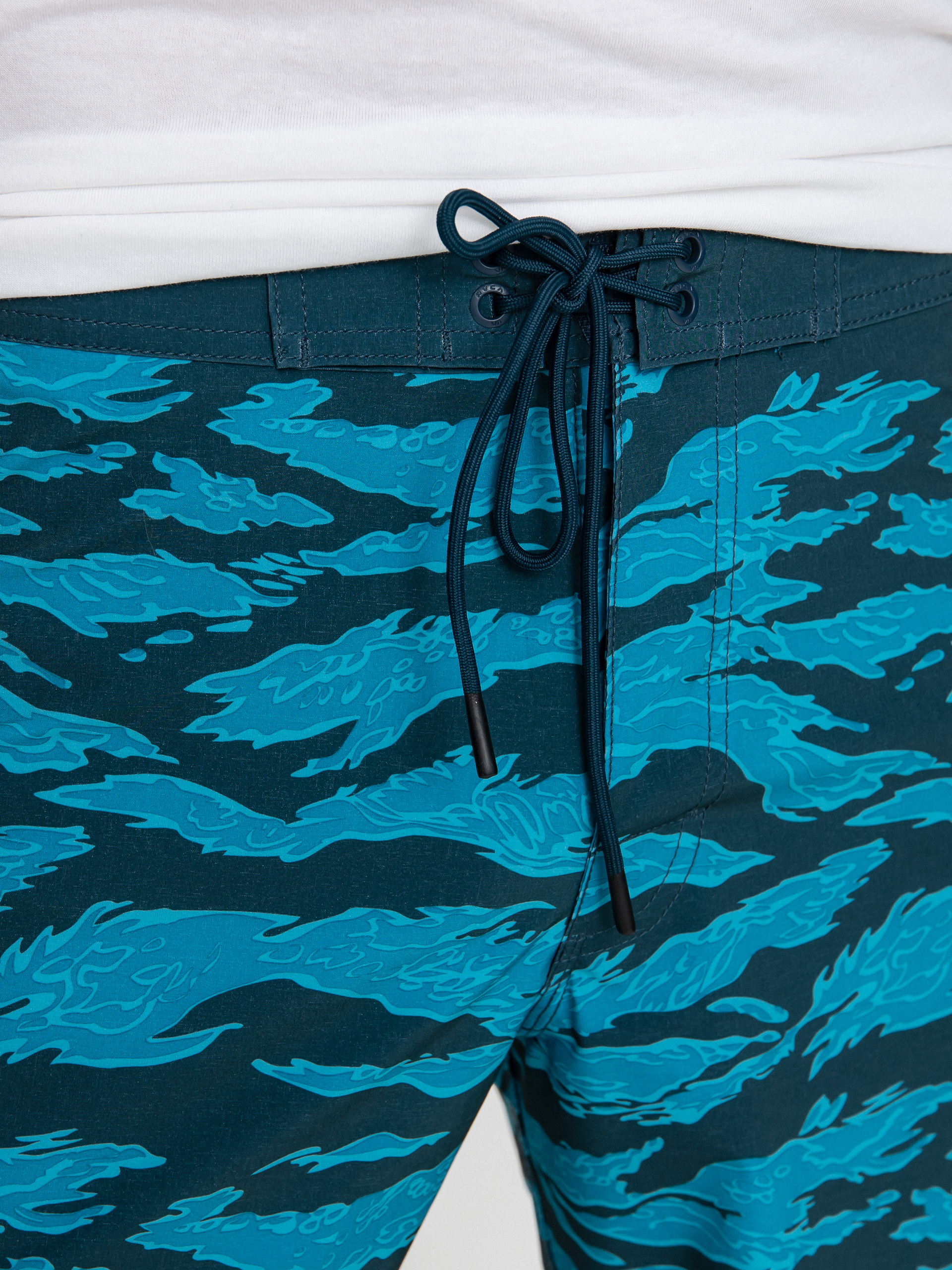 RVCA Zak Noyle Eastern Trunk Boardshort (blue camo)