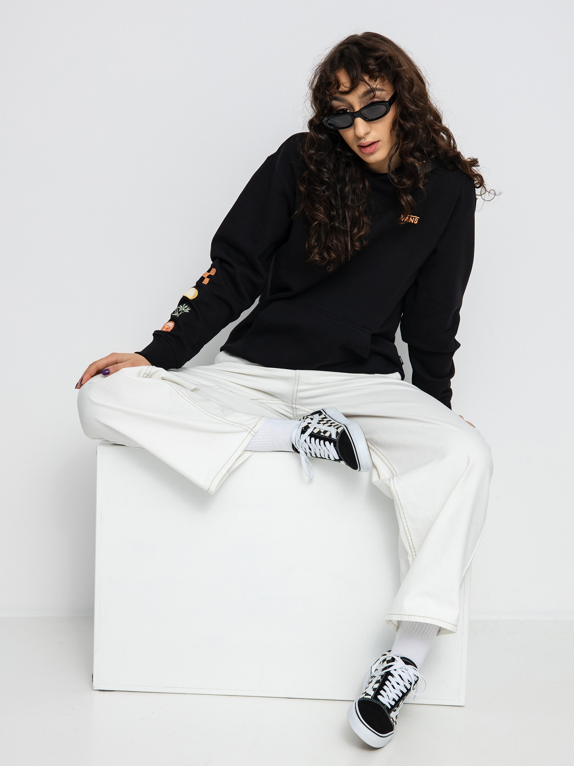 Vans Lizzie Armanto HD Kapucnis pulóver Wmn (black)