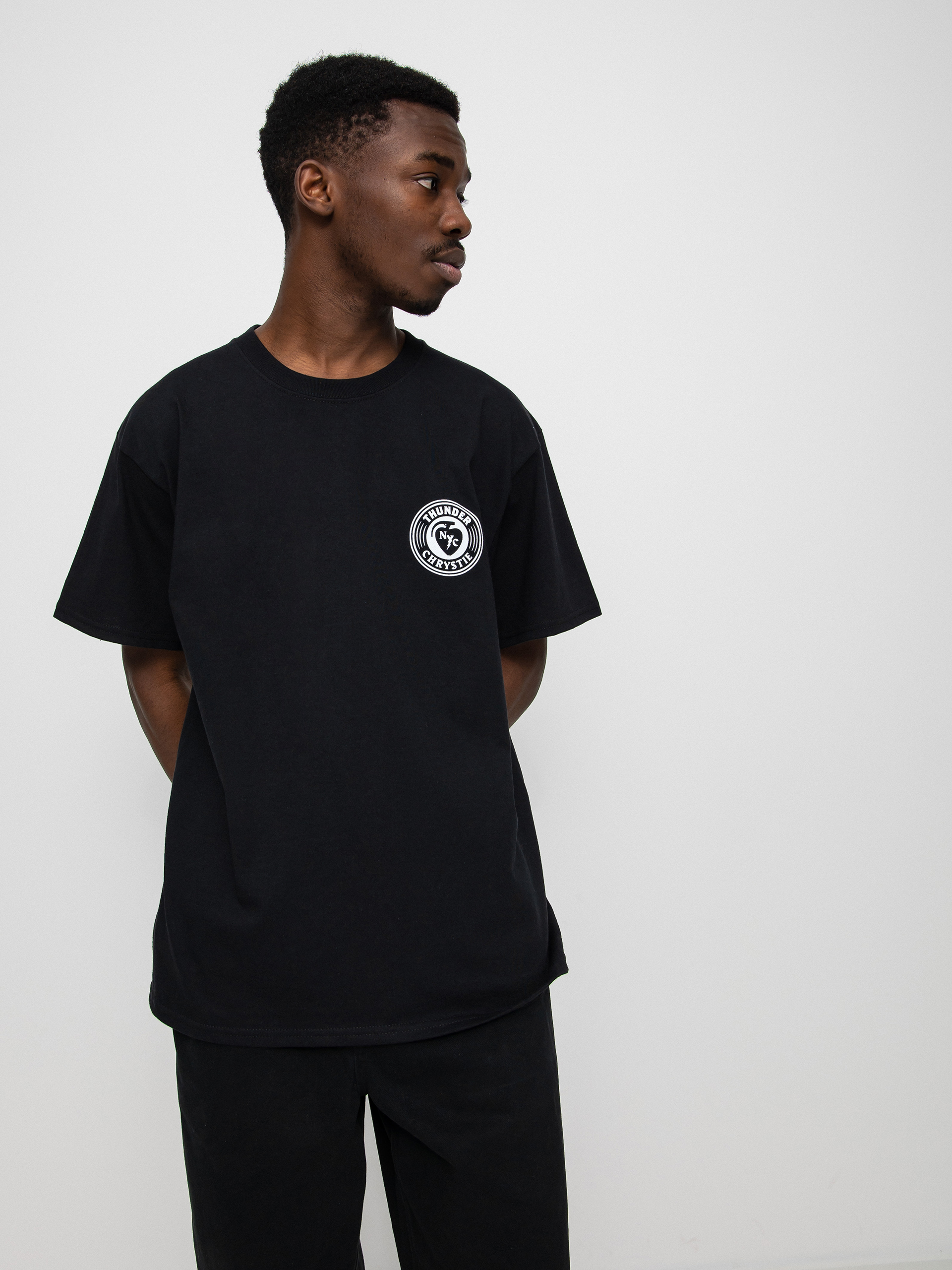 Thunder X Chrystie Circle Logo póló (black)