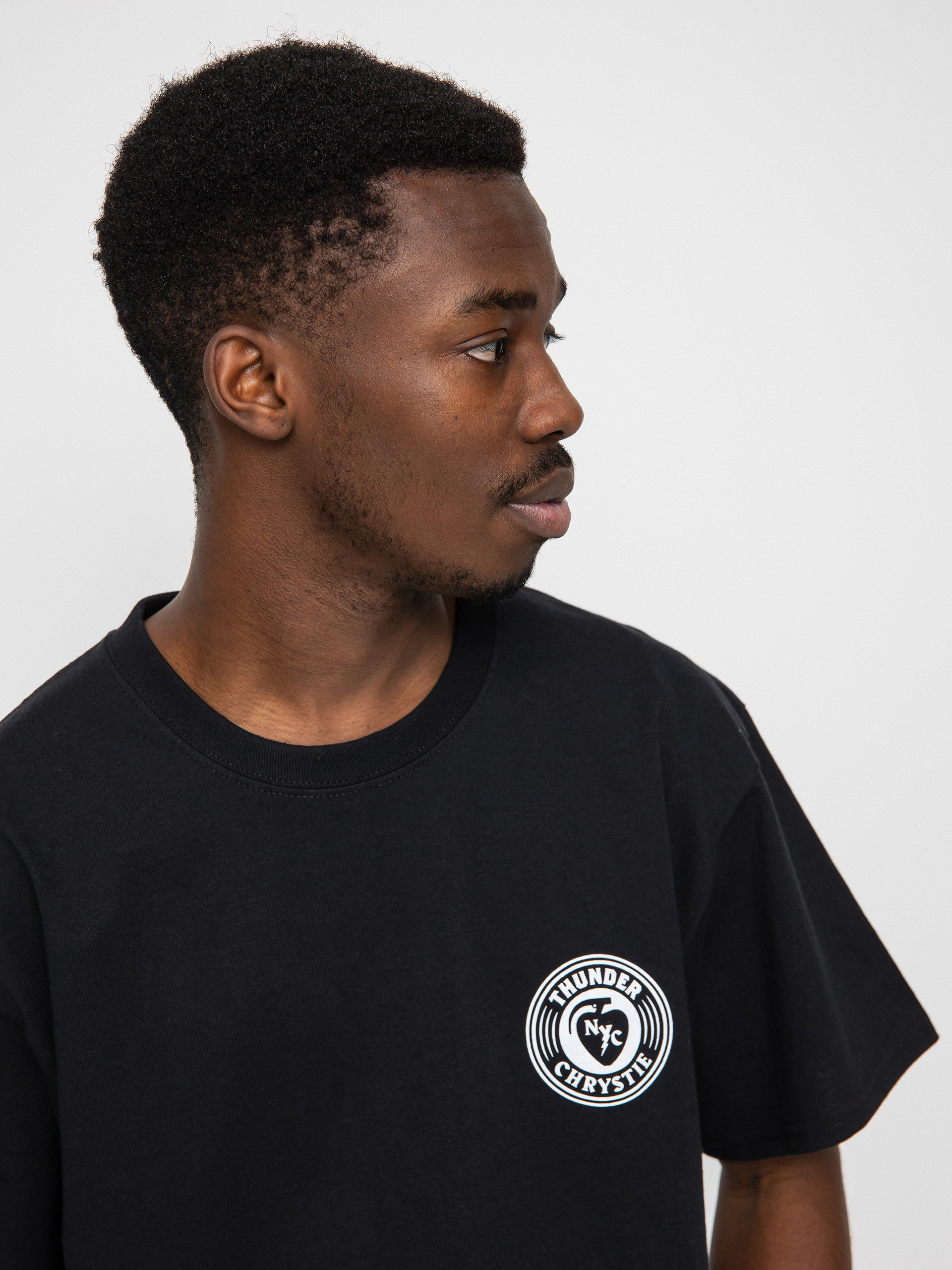 Thunder X Chrystie Circle Logo póló (black)