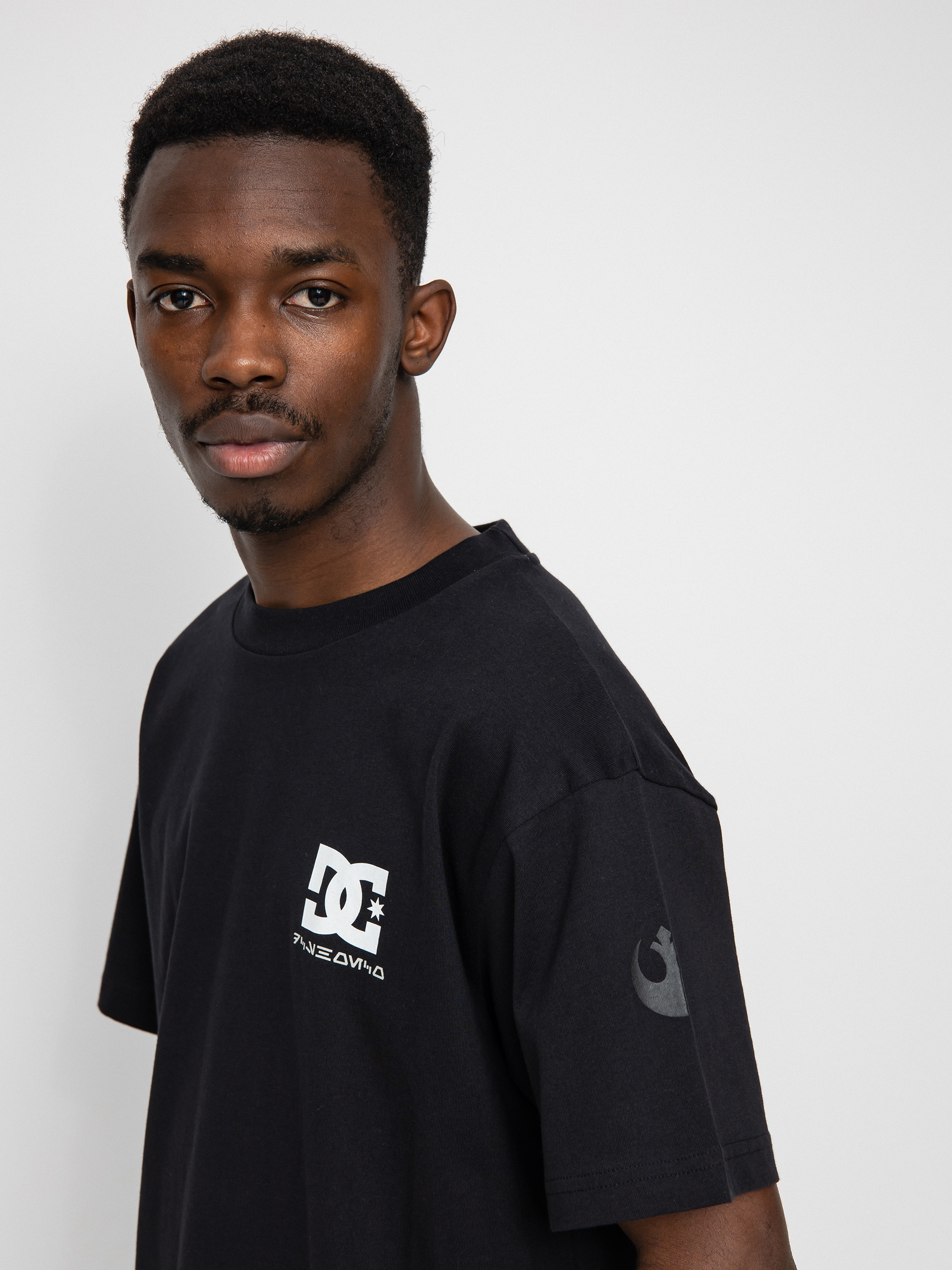 DC X Star Wars R2D2 Class póló (black)