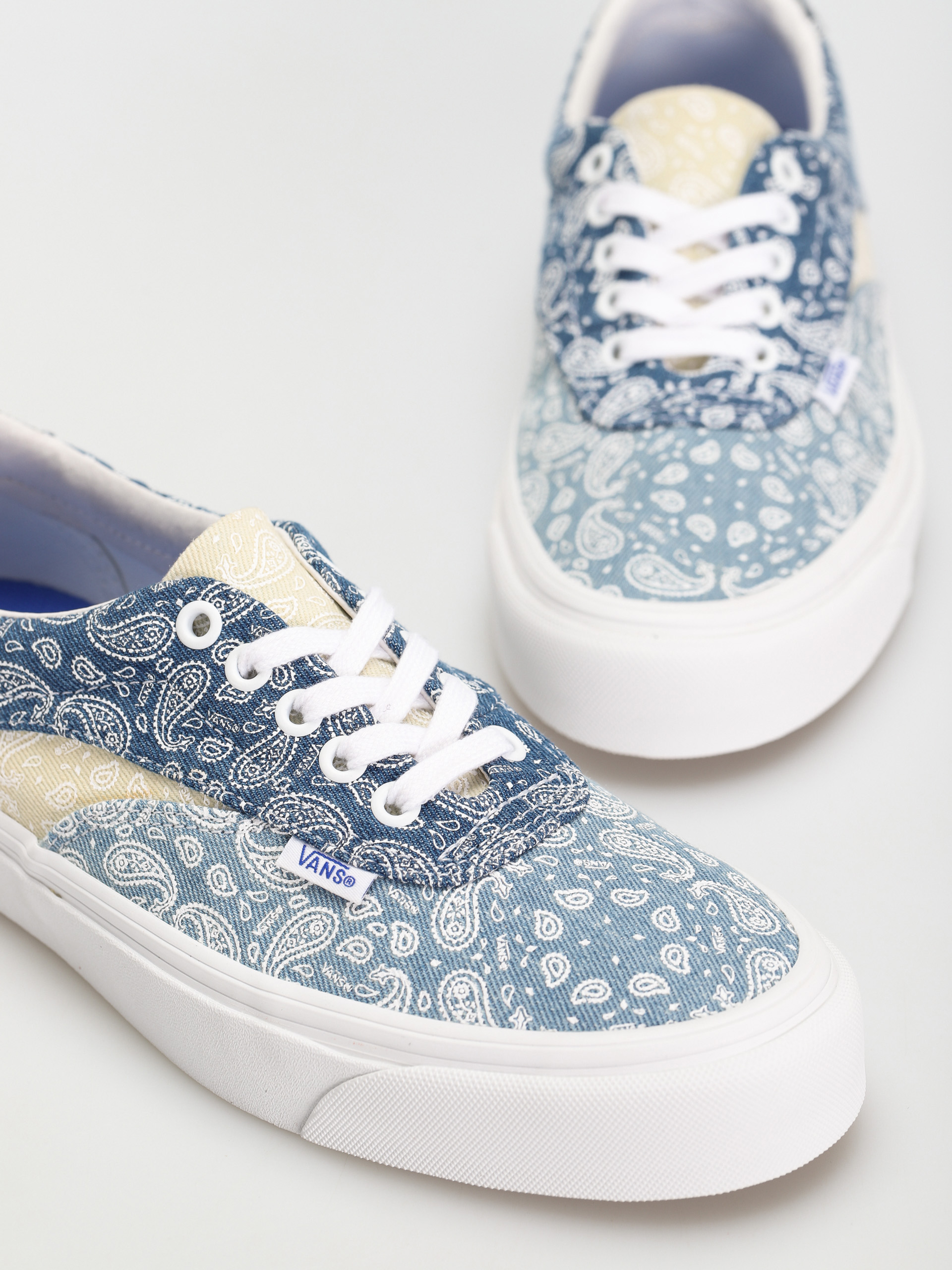 Vans Acer Ni Sp Cipők (bandana/multi/true white)