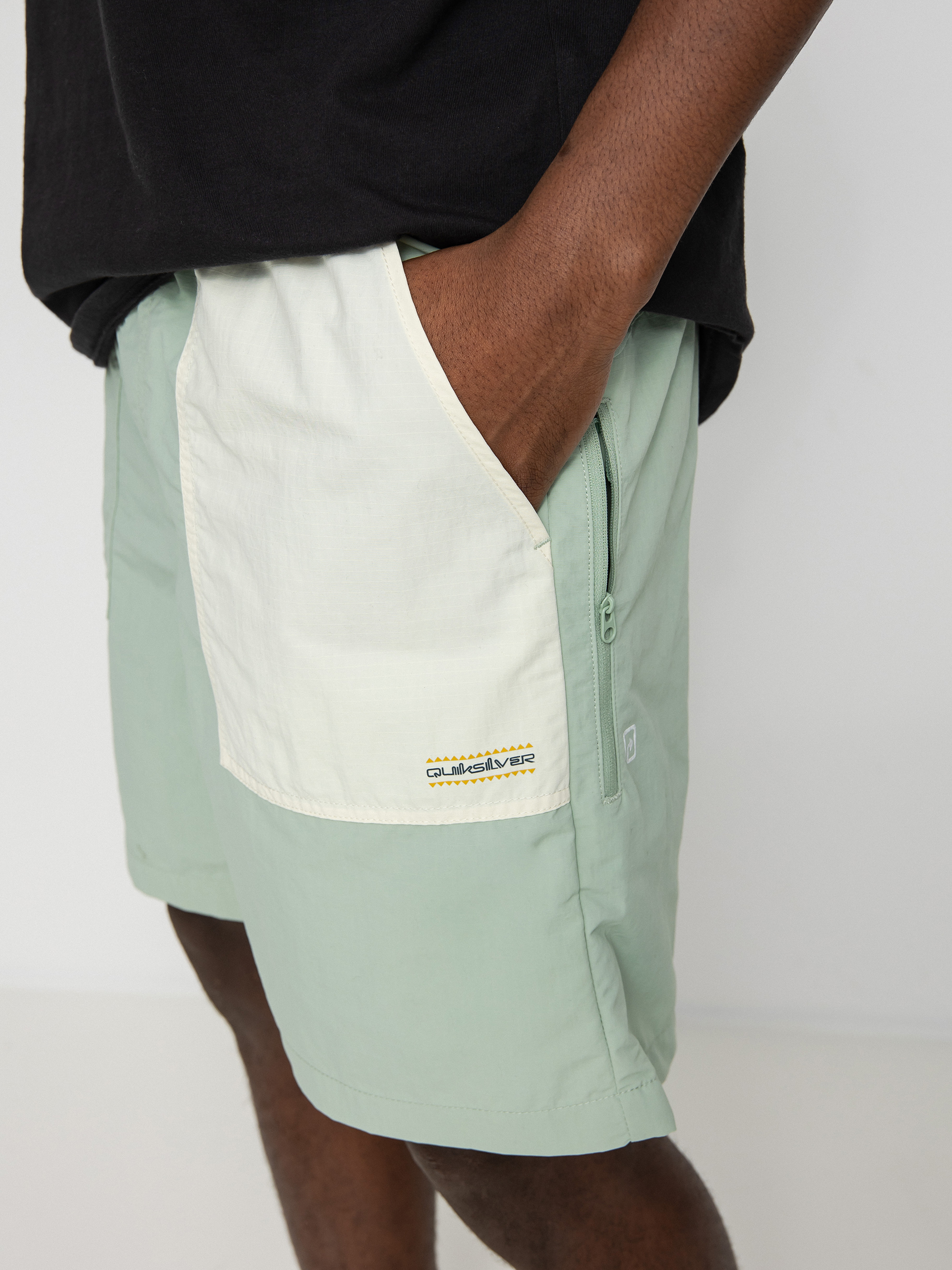 Quiksilver Run Ashore Rövidnadrág (frosty green)