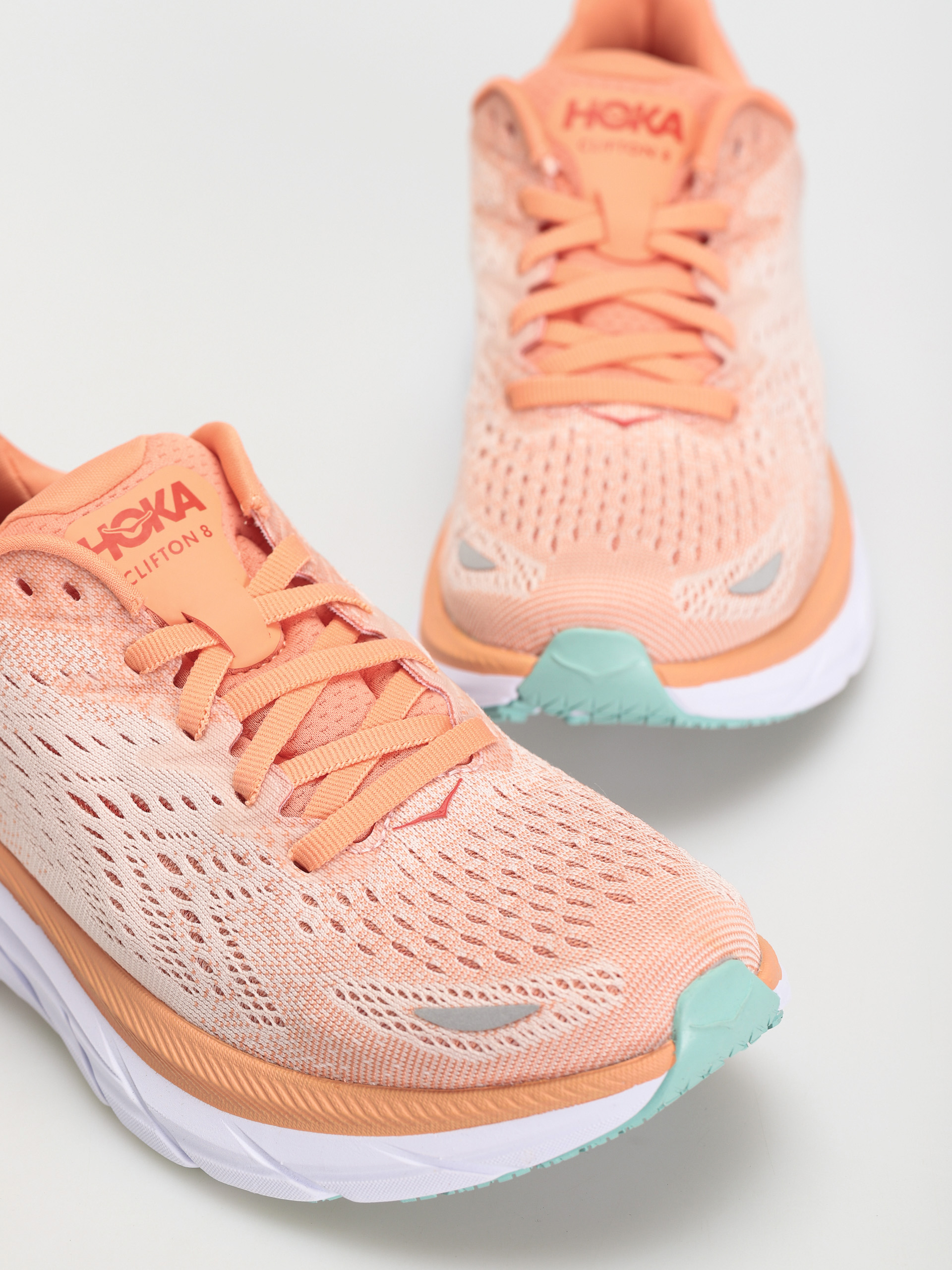 Hoka One One Clifton 8 Cipők Wmn (cantaloupe/silver peony)