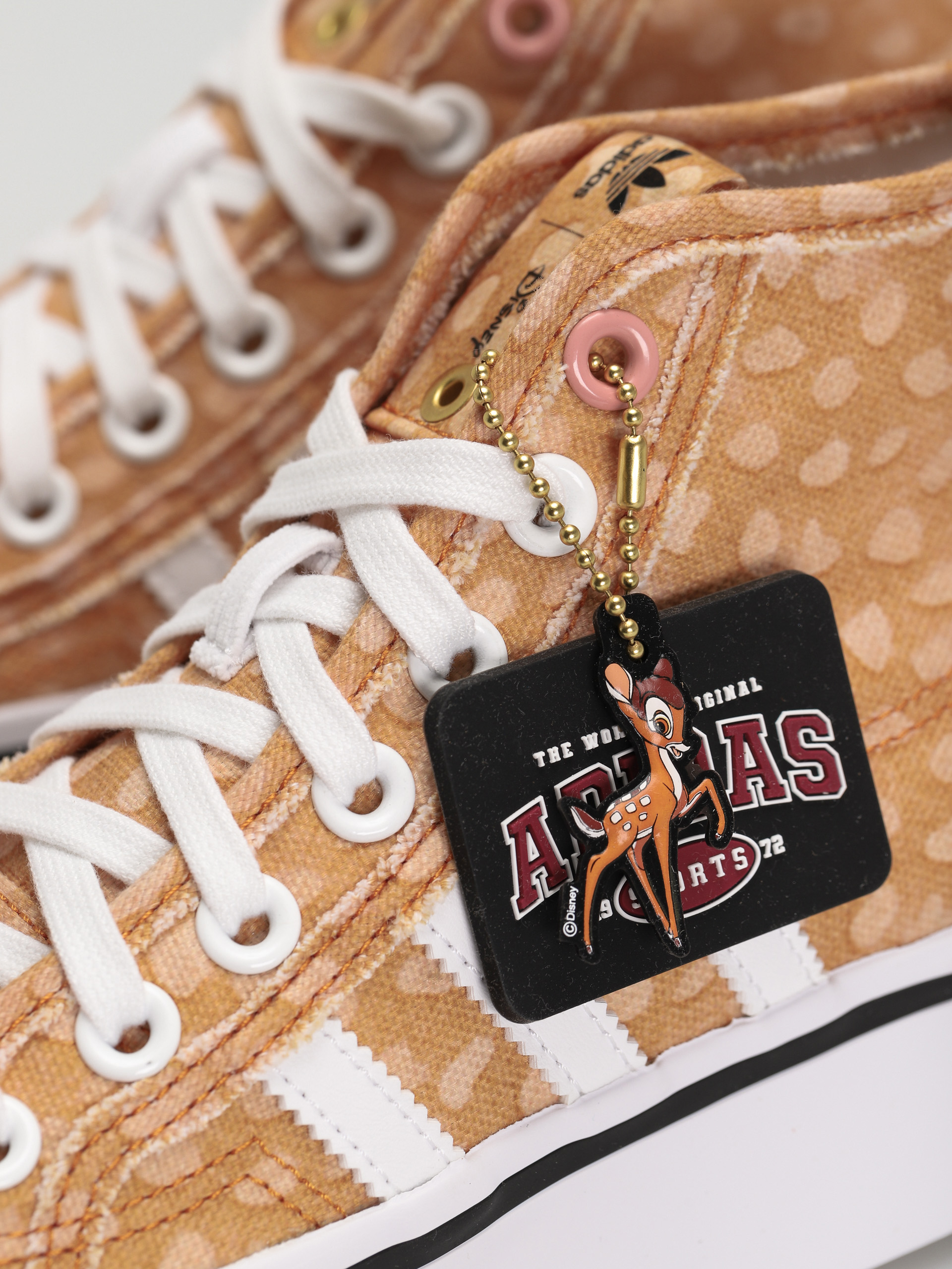 adidas Originals Disney Nizza Platfo Cipők Wmn (ftwwht/legbur/owhite)