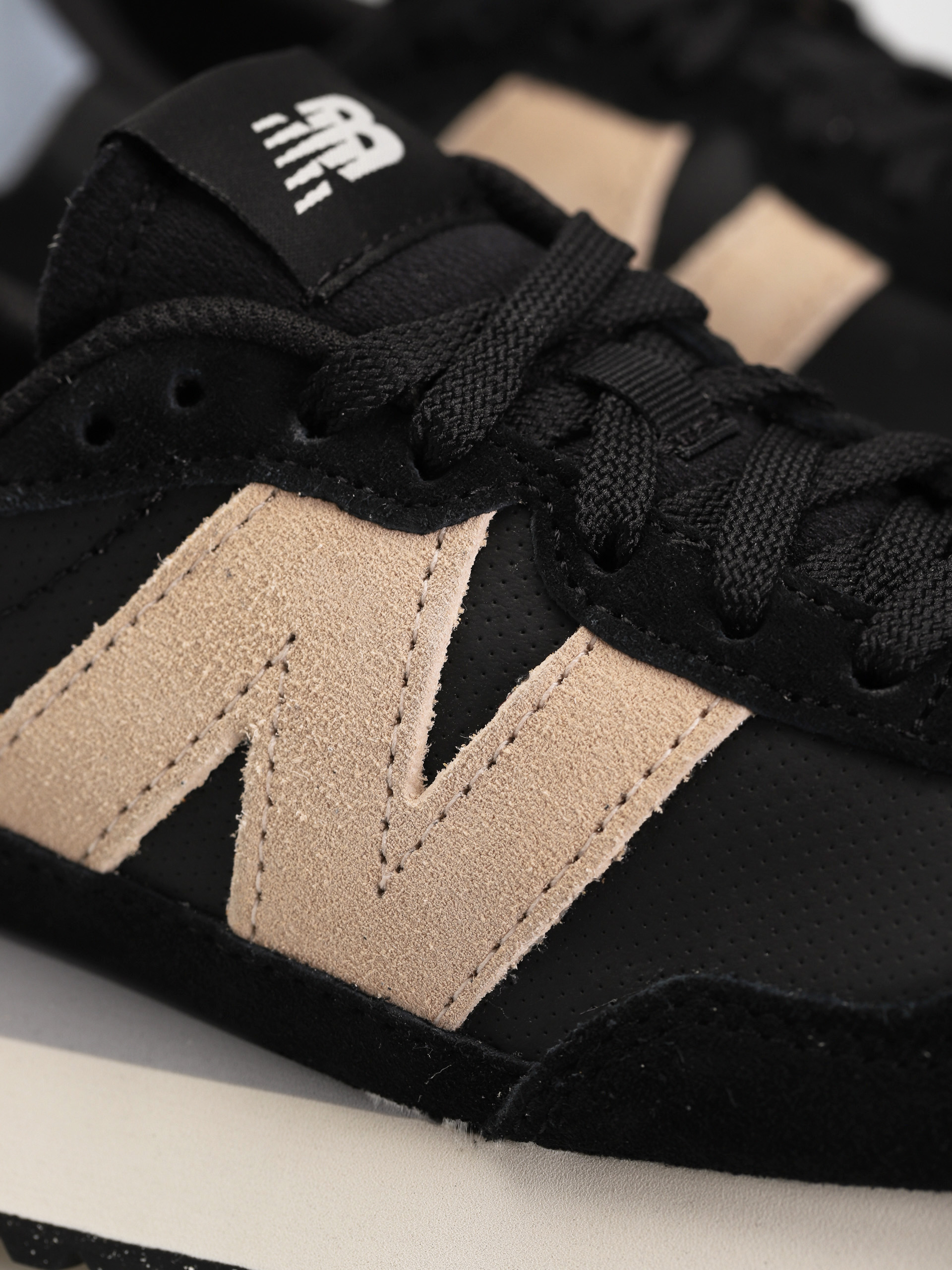 New Balance 237 Cipők Wmn (black)