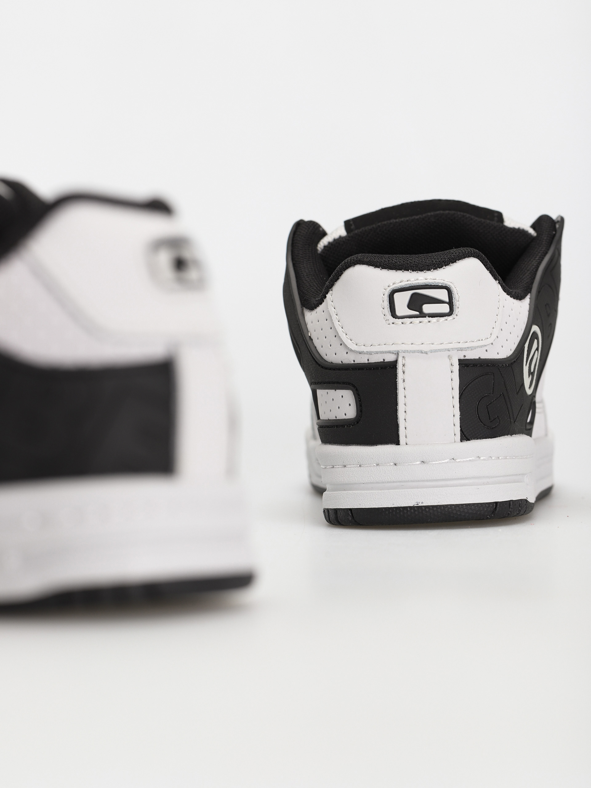 Globe Tilt JR Cipők (alloy/black)