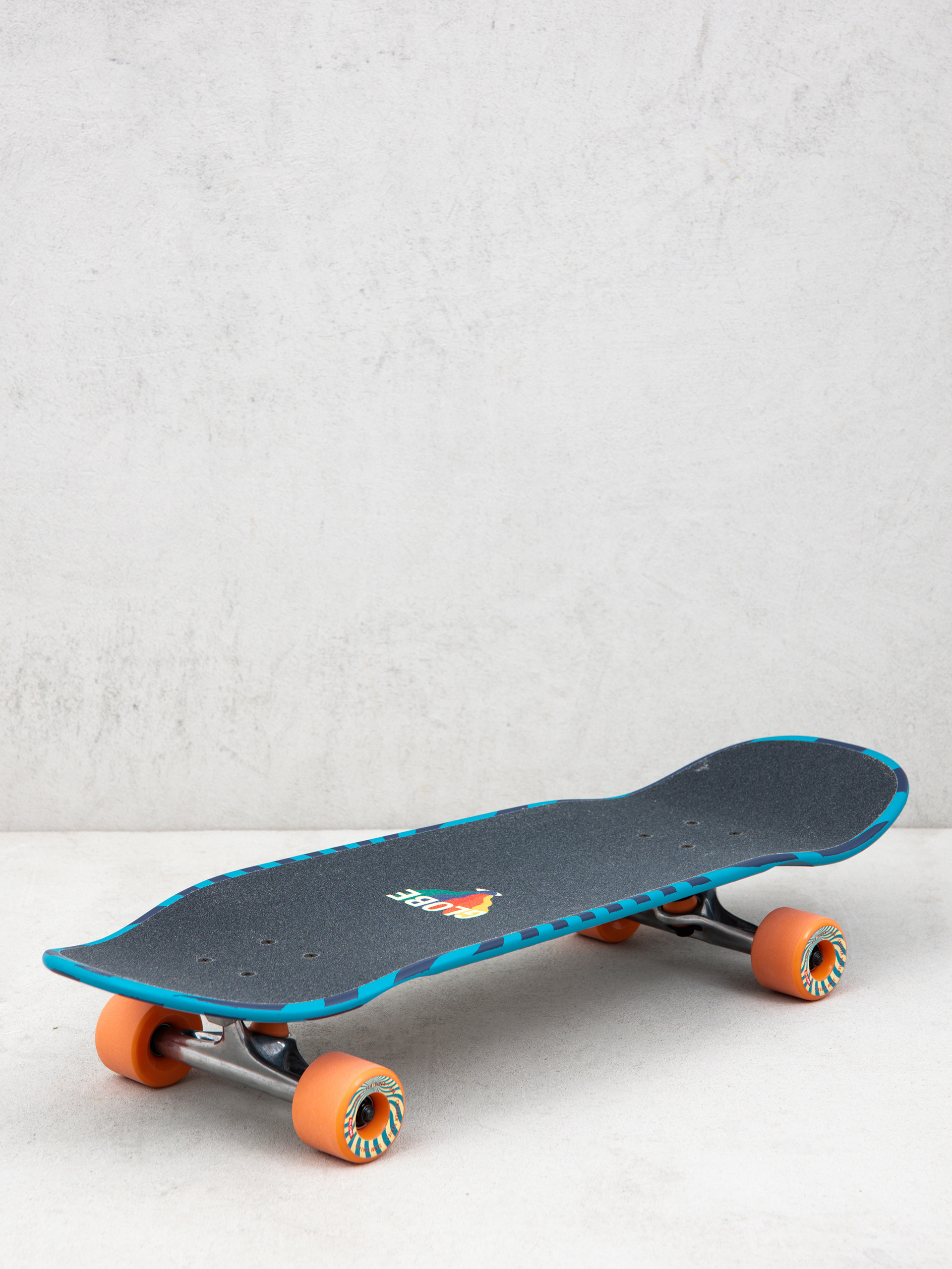 Globe Dealer Cruiser (cult of freedom/blue)