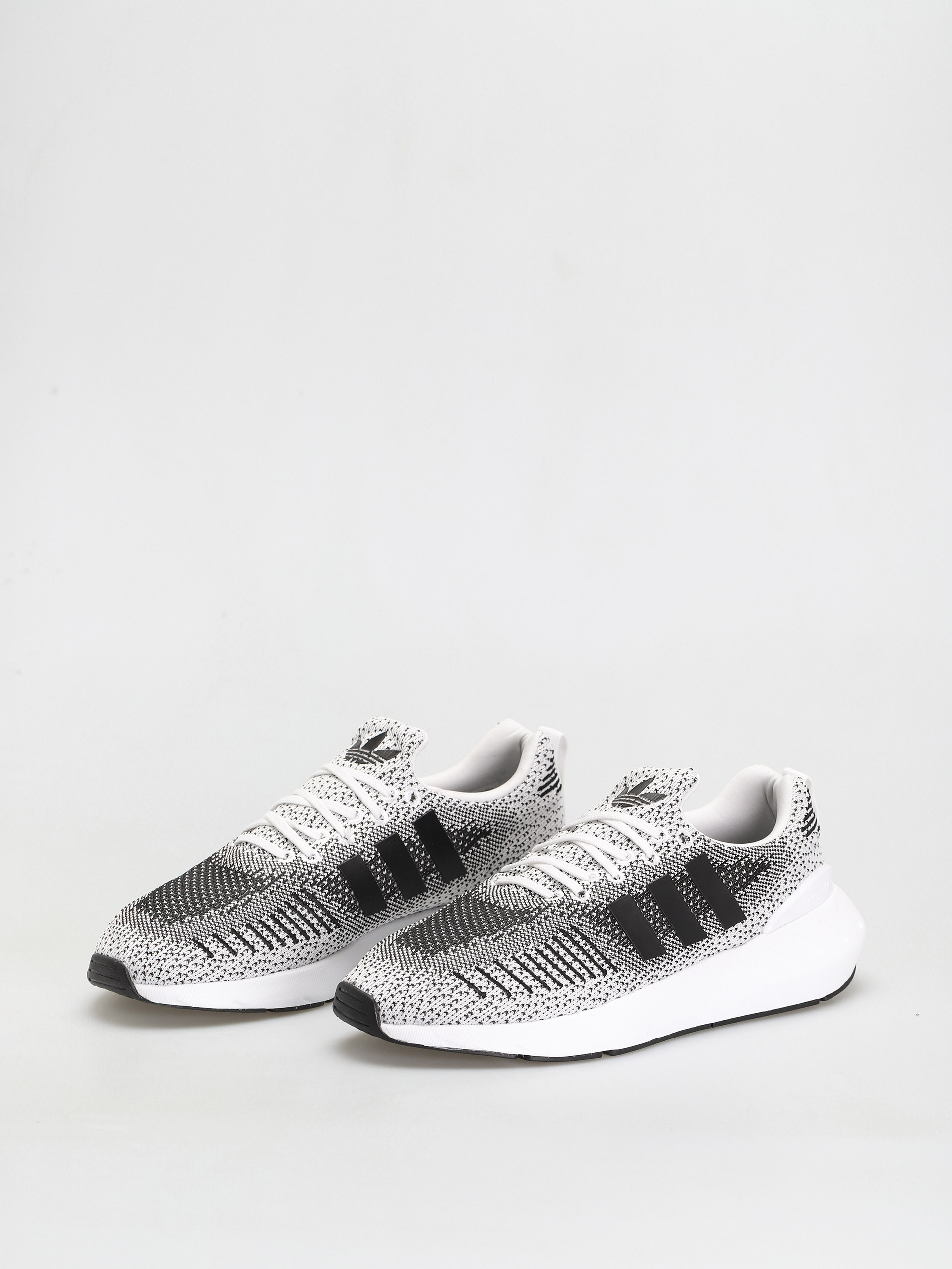 adidas Originals Swift Run 22 Cipők (ftwwht/ftwwht/cblack)
