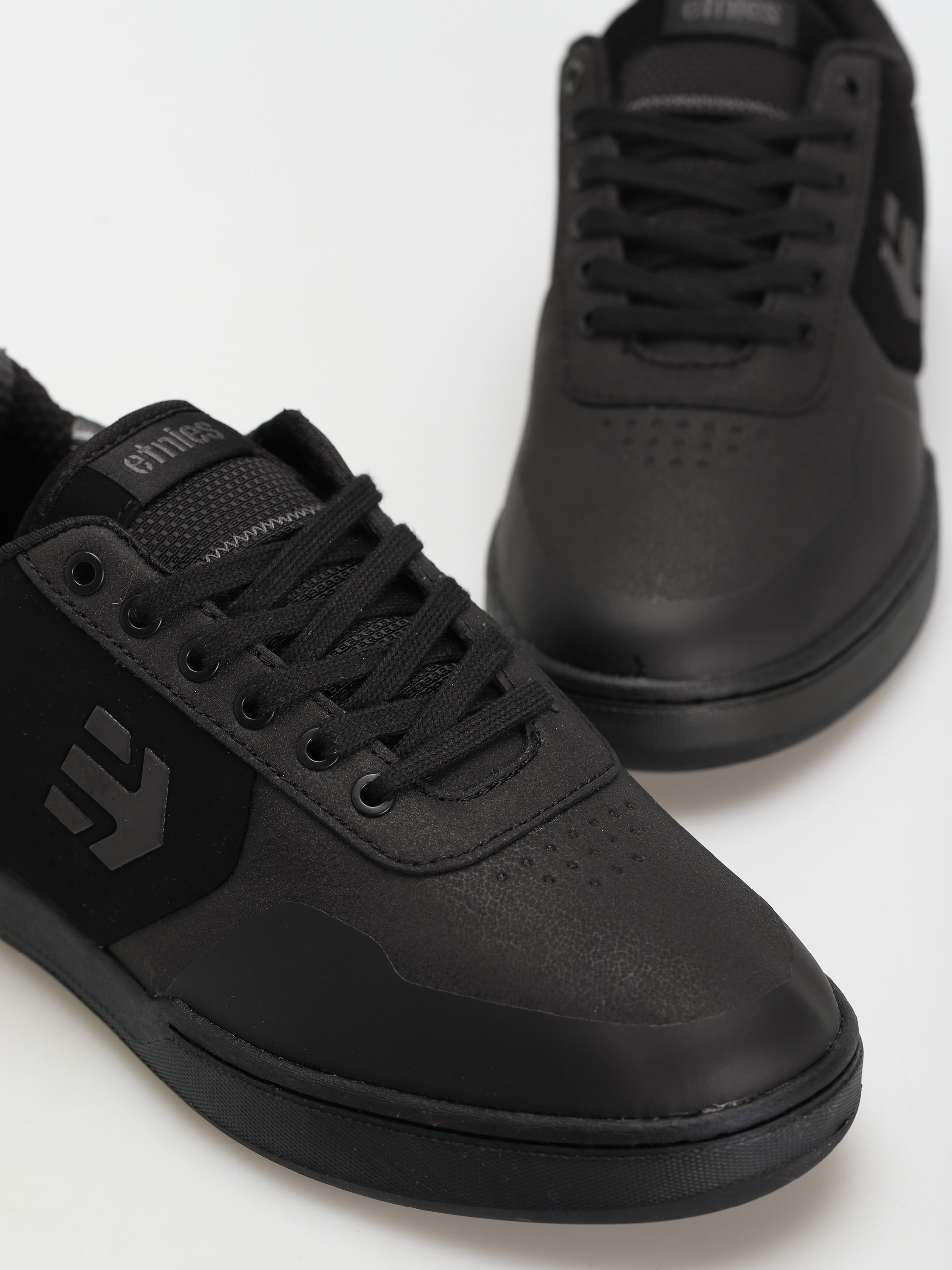 Etnies Culvert Cipők (black/black/reflective)