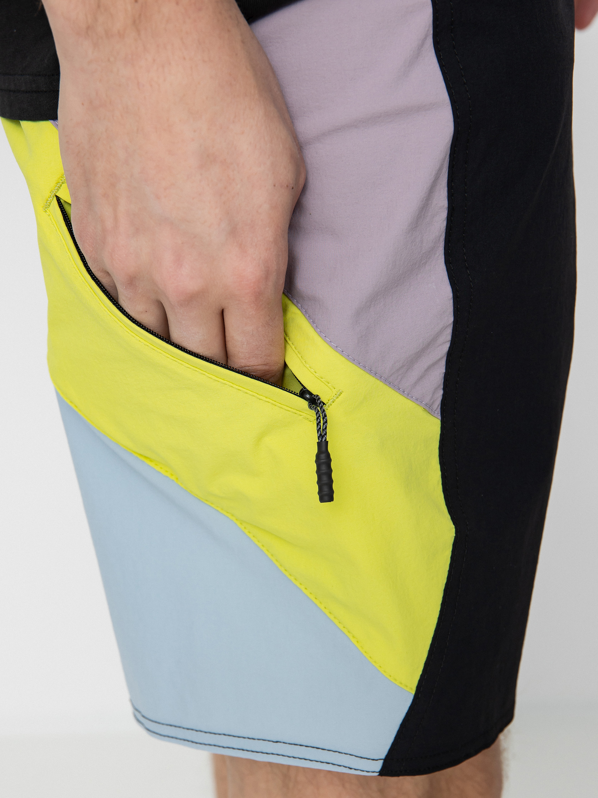 Volcom Redeemer Liberators 18 Boardshort (black)