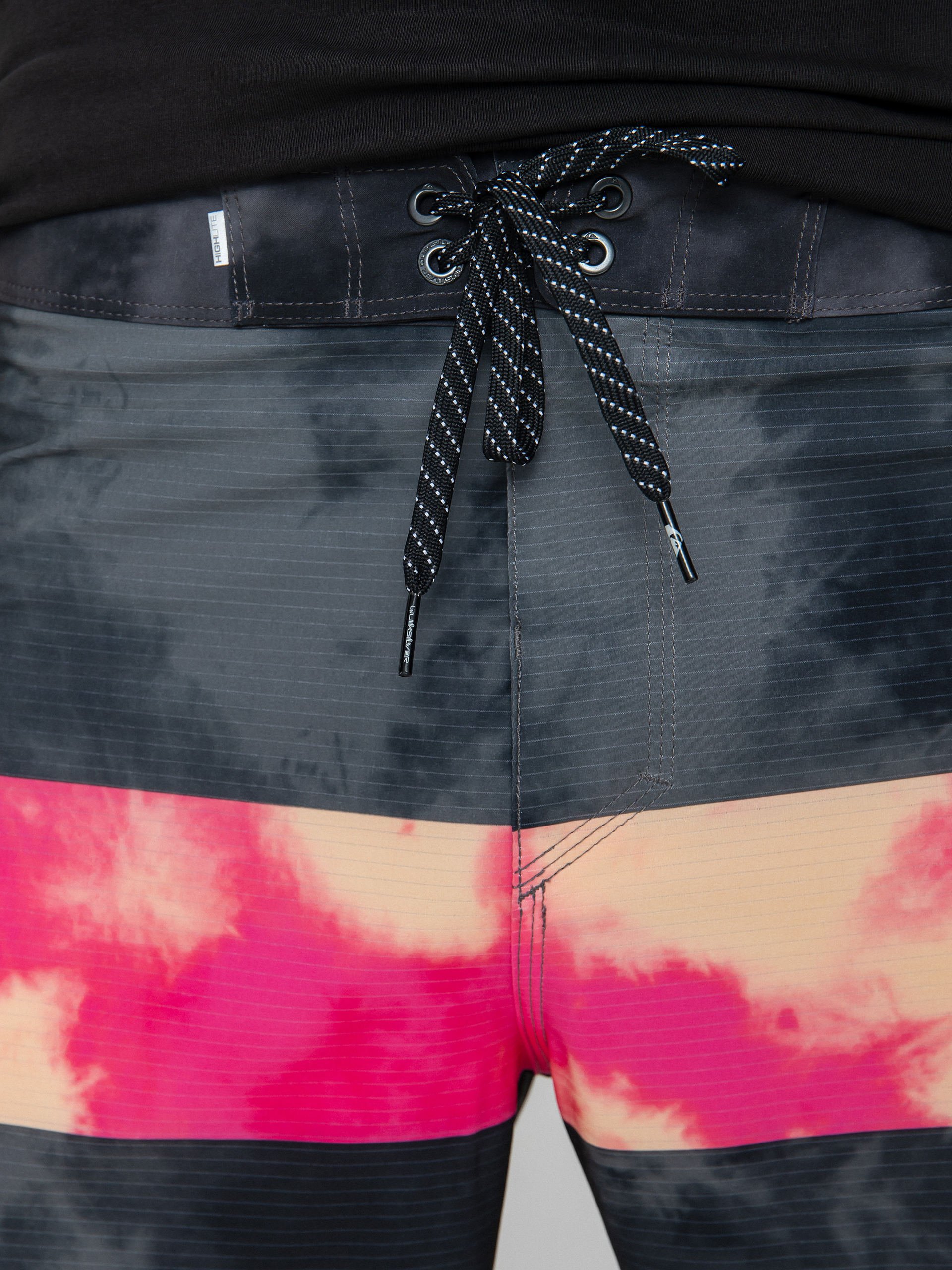 Quiksilver Highlite Arch Boardshort (shocking pink)