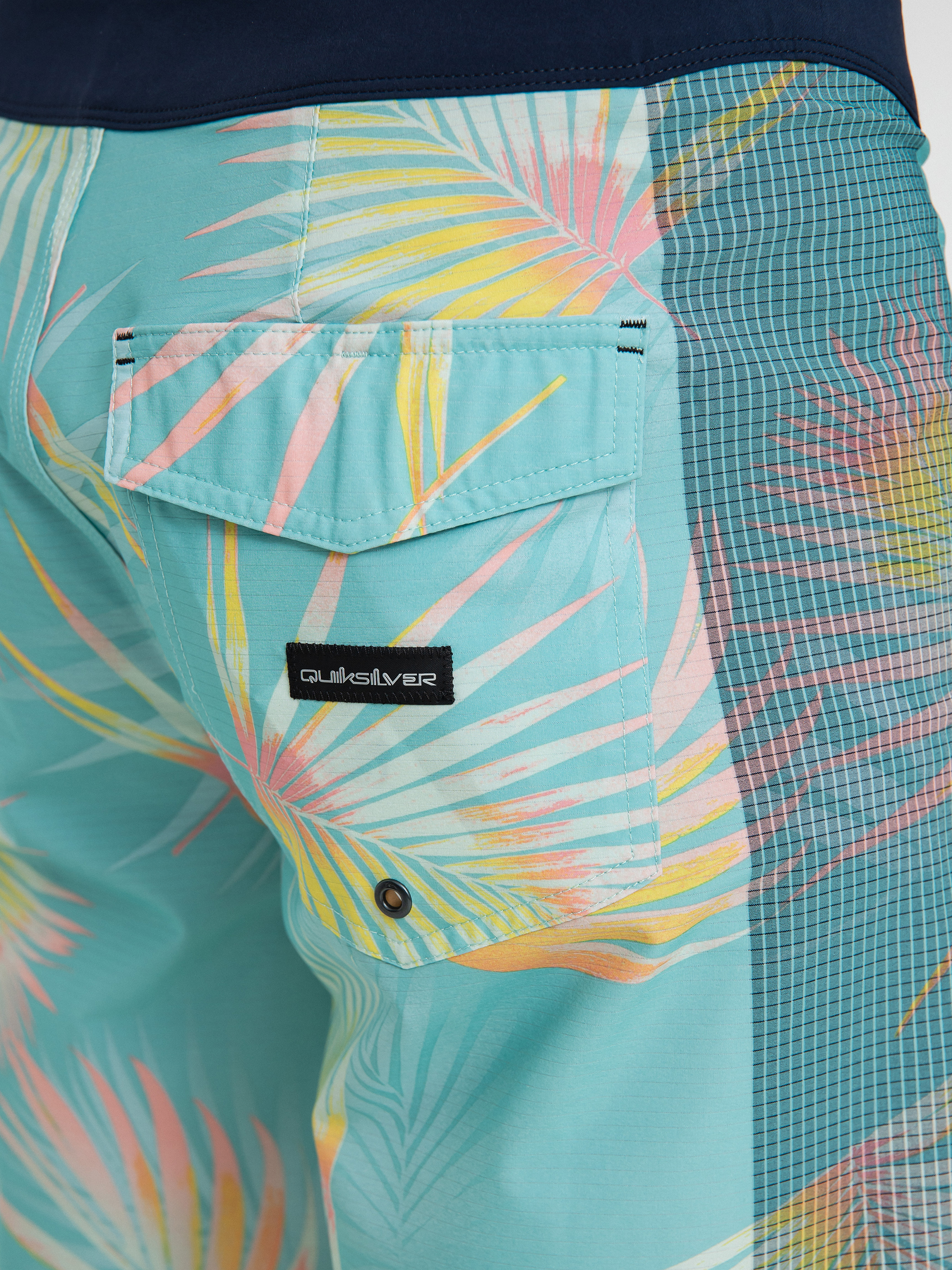 Quiksilver Highlite Arch Boardshort (angel blue)