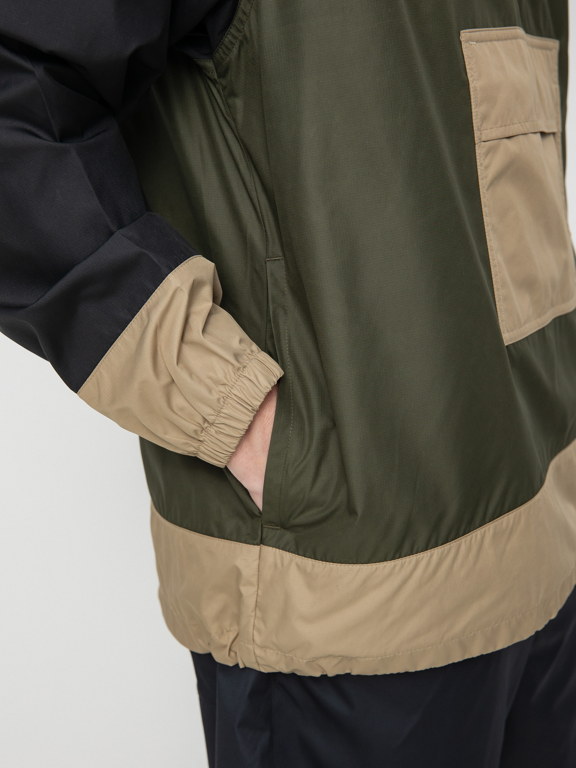 Nike SB Anorak Dzseki (cargo khaki/black)