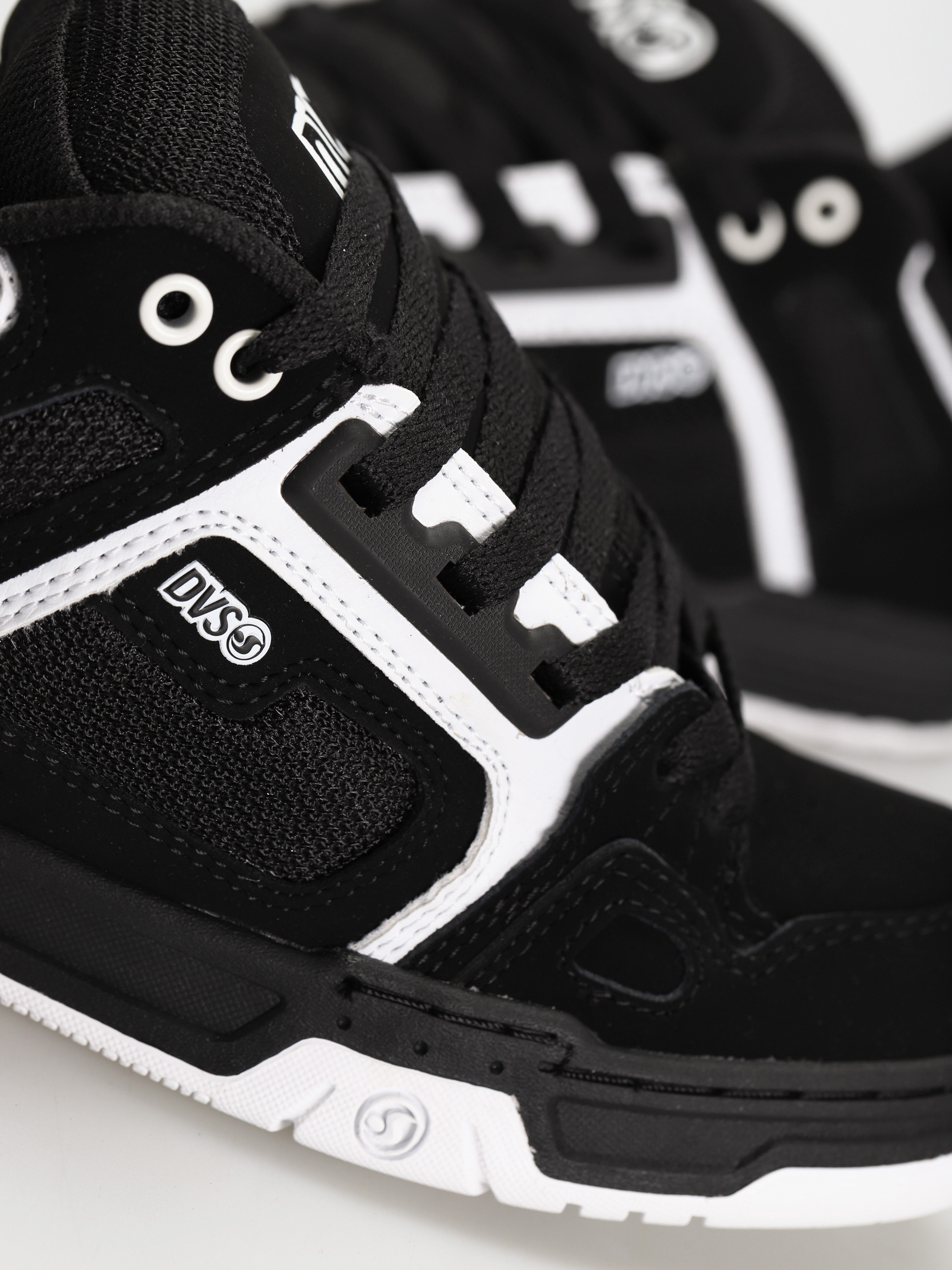 DVS Comanche Cipők (black white leather nubuck)