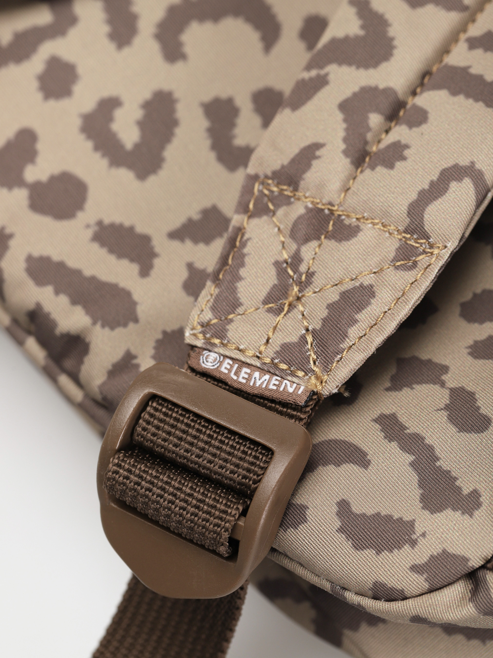 Element Lord Hátizsák (cheetos)