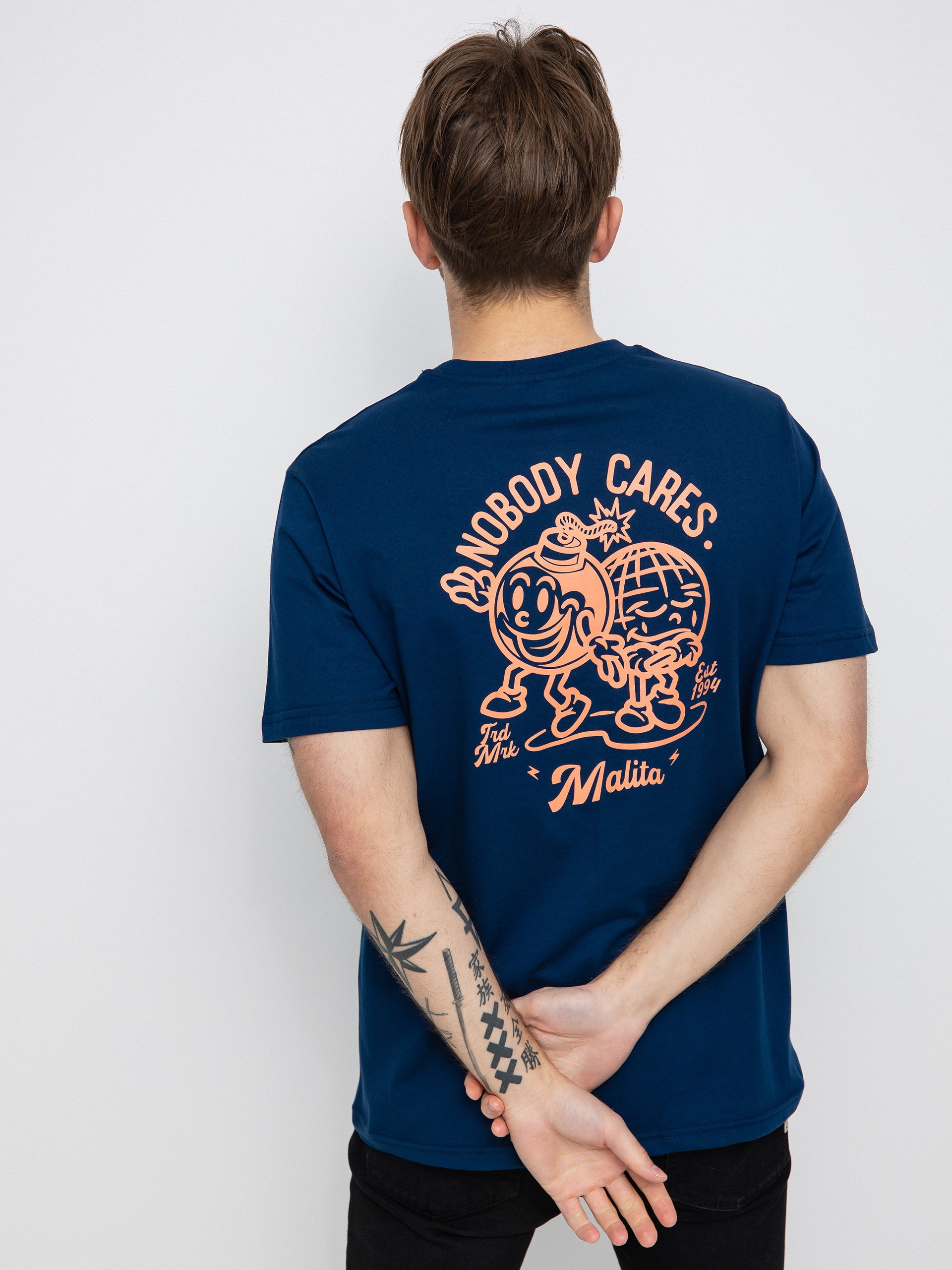 Malita Nobody Cares póló (navy)