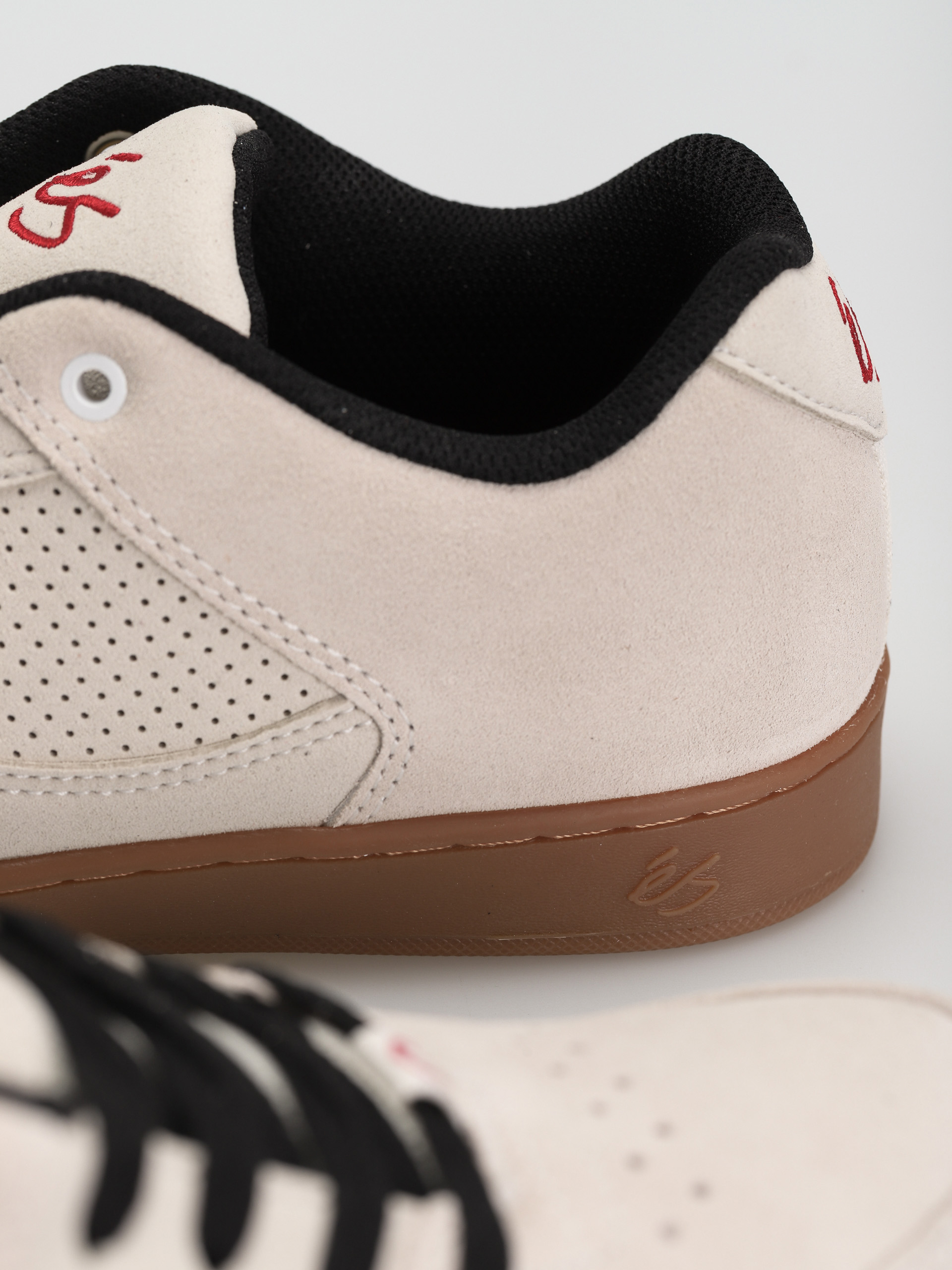 eS Accel Slim Cipők (white/gum/black)