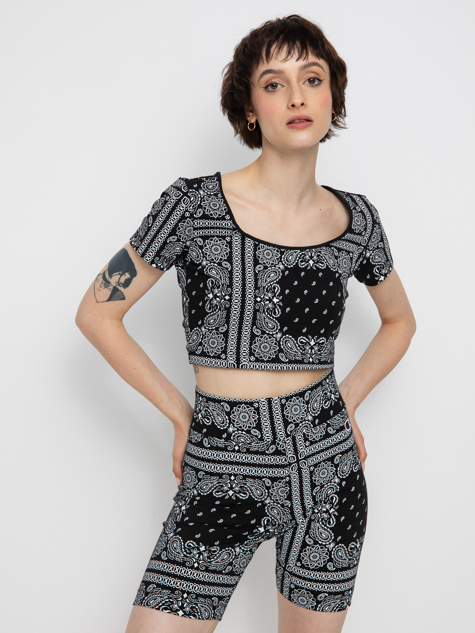 Champion Crewneck Croptop 115127 póló Wmn (nbk/allover)