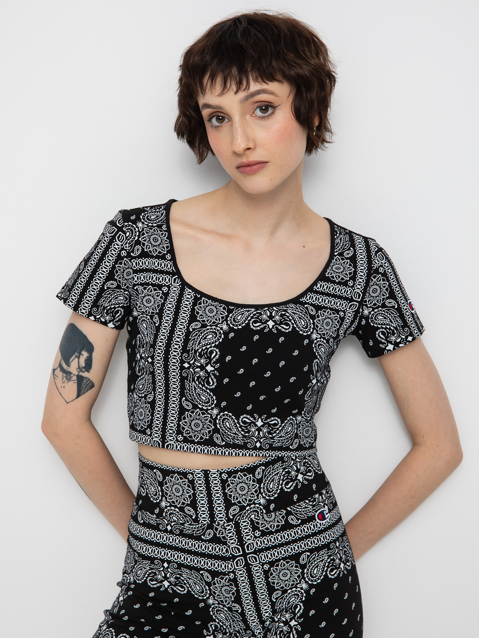 Champion Crewneck Croptop 115127 póló Wmn (nbk/allover)