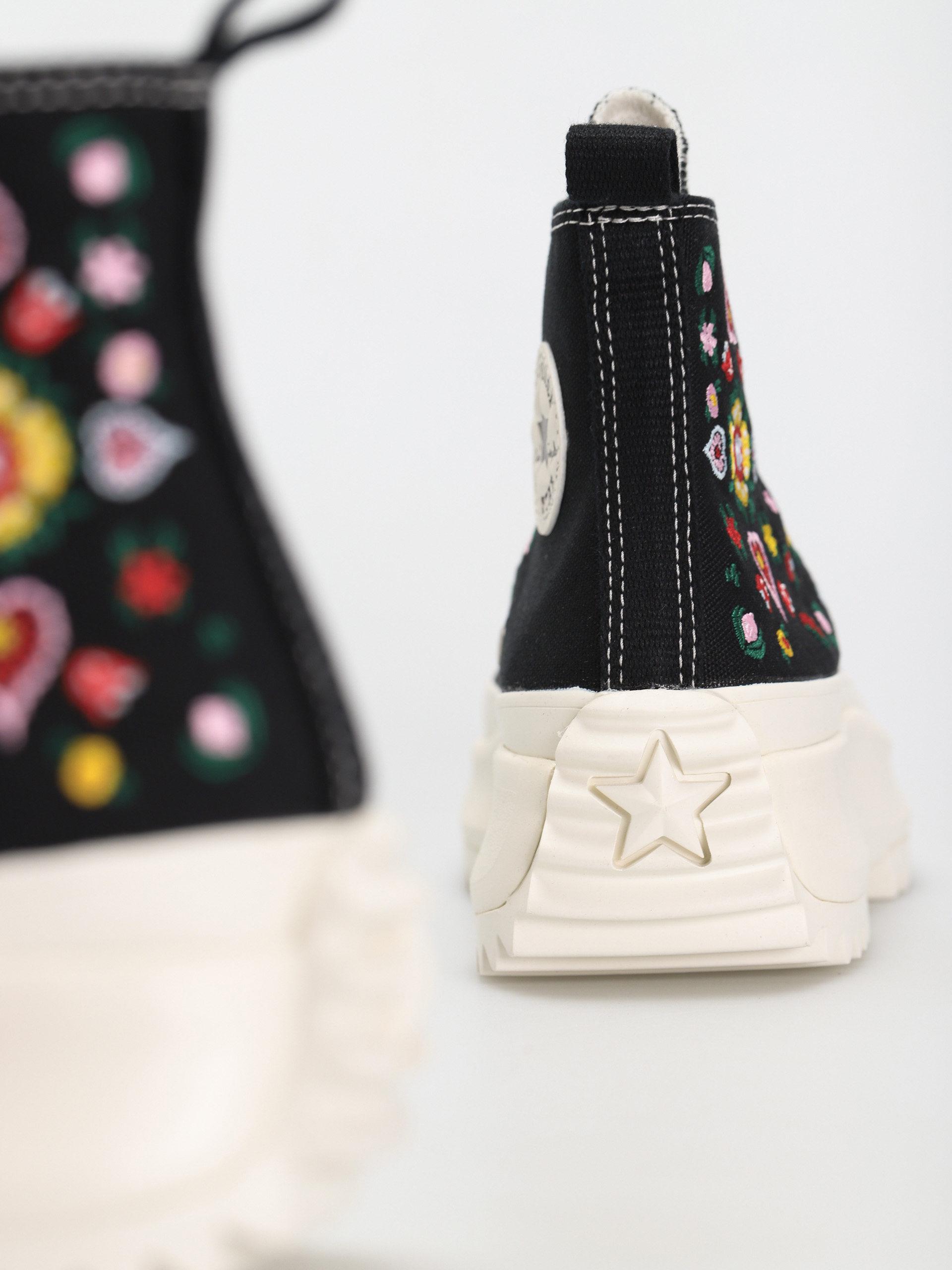 Converse Run Star Hike Hi Cipők (black/egret)