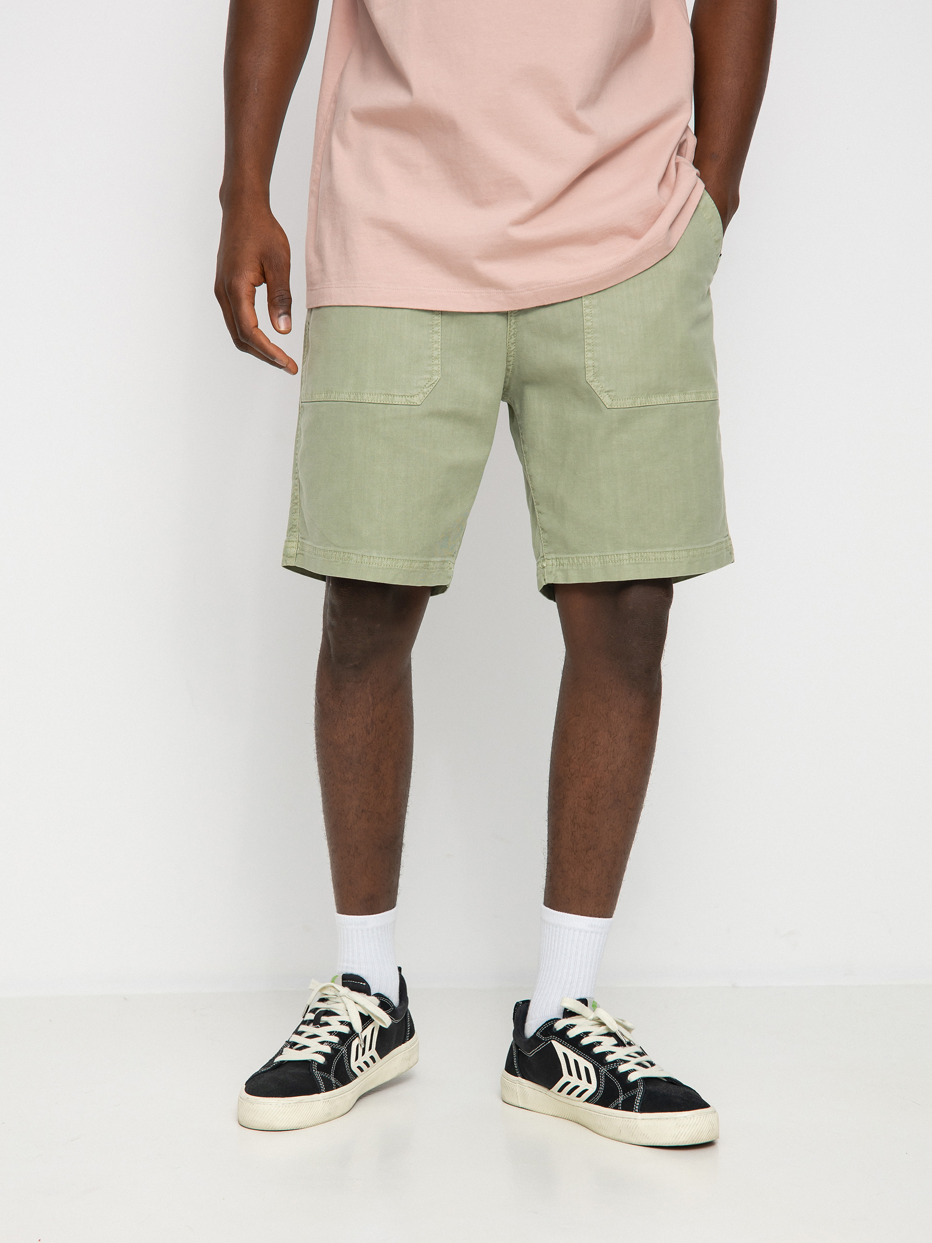 Quiksilver Natural Dye Fatigue Rövidnadrág (four leaf clover)